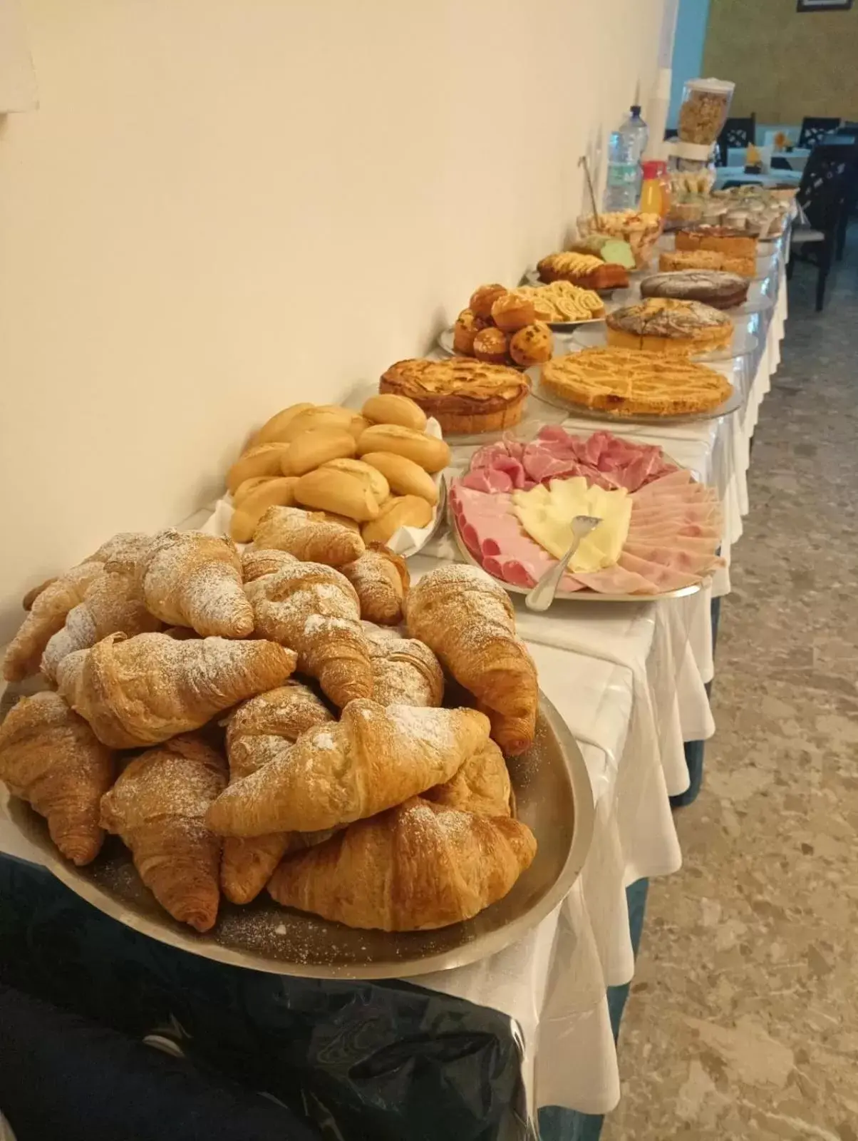 Breakfast, Food in Hotel Marilonda