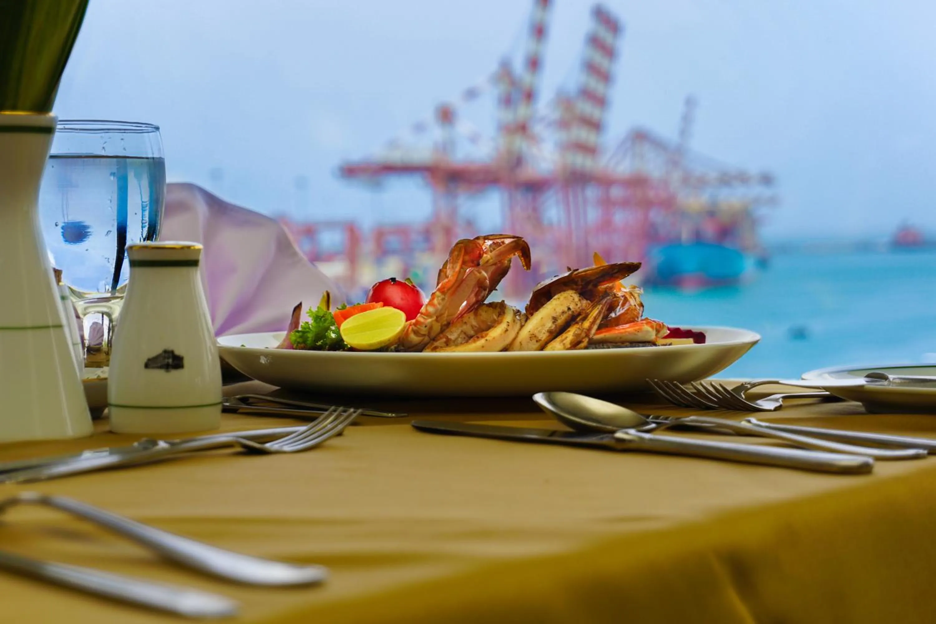 Food in Grand Oriental Hotel