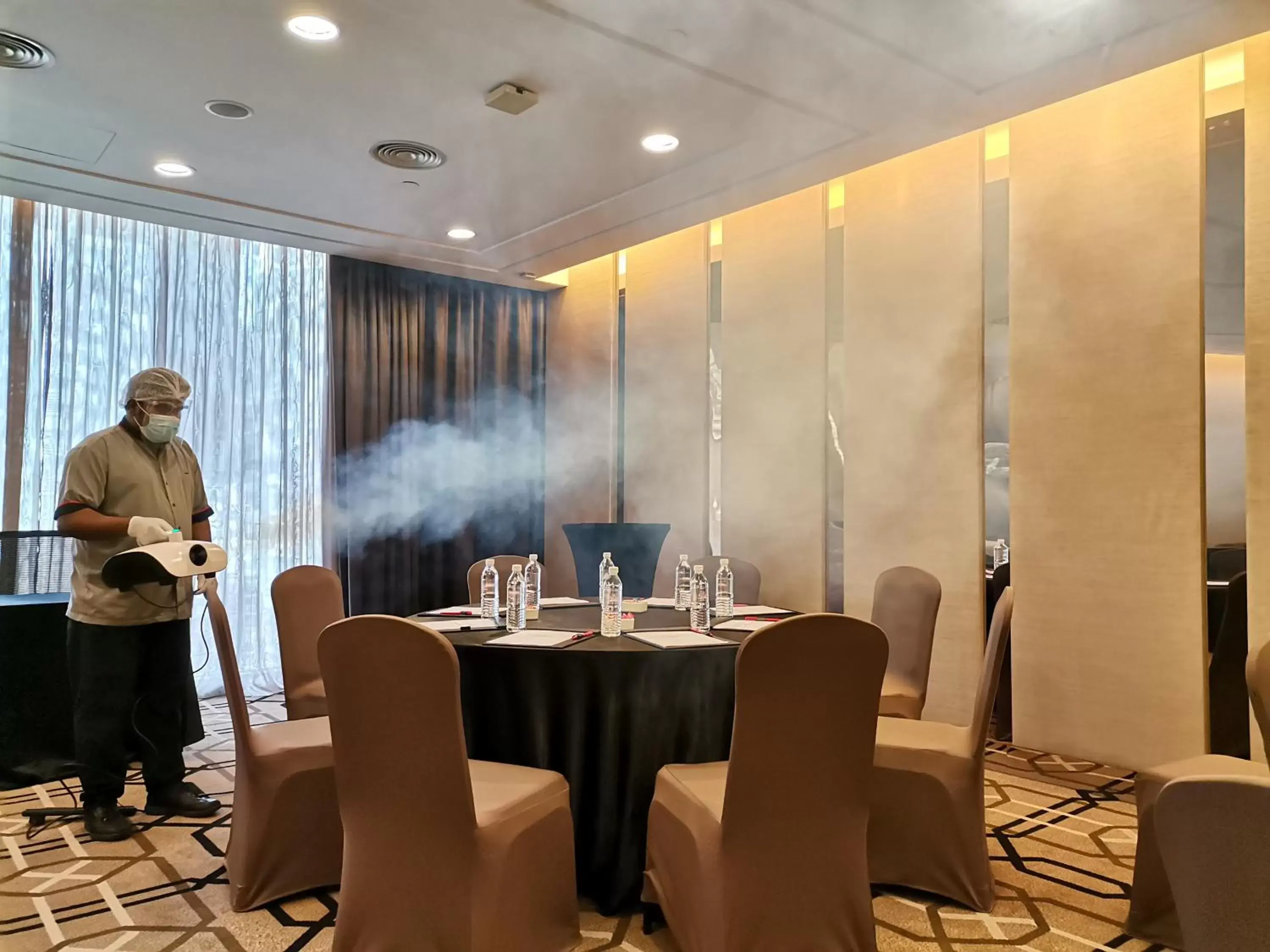 Meeting/conference room, Restaurant/Places to Eat in Ramada Suites by Wyndham Kuala Lumpur City Centre