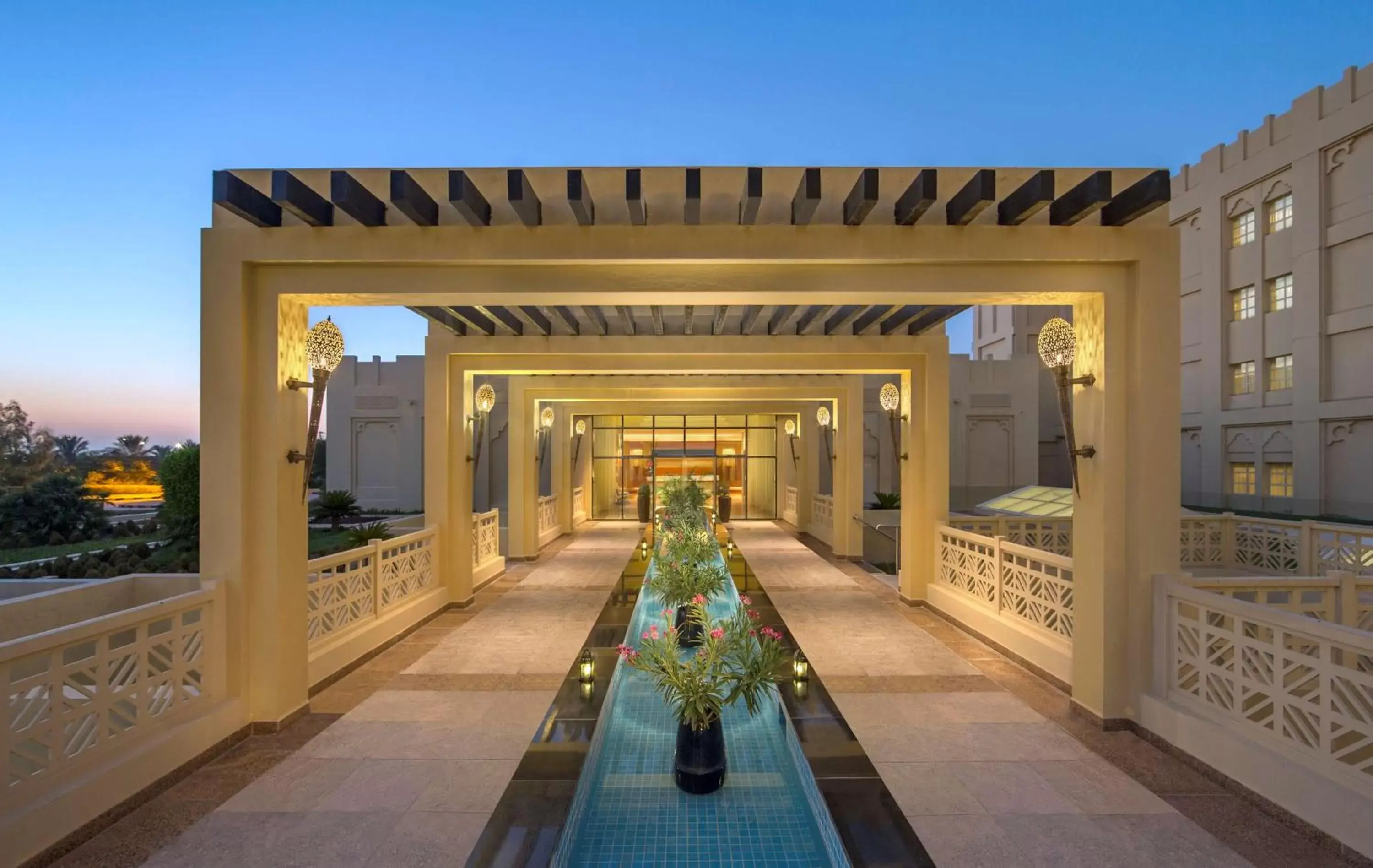 Facade/entrance in Grand Hyatt Doha Hotel & Villas