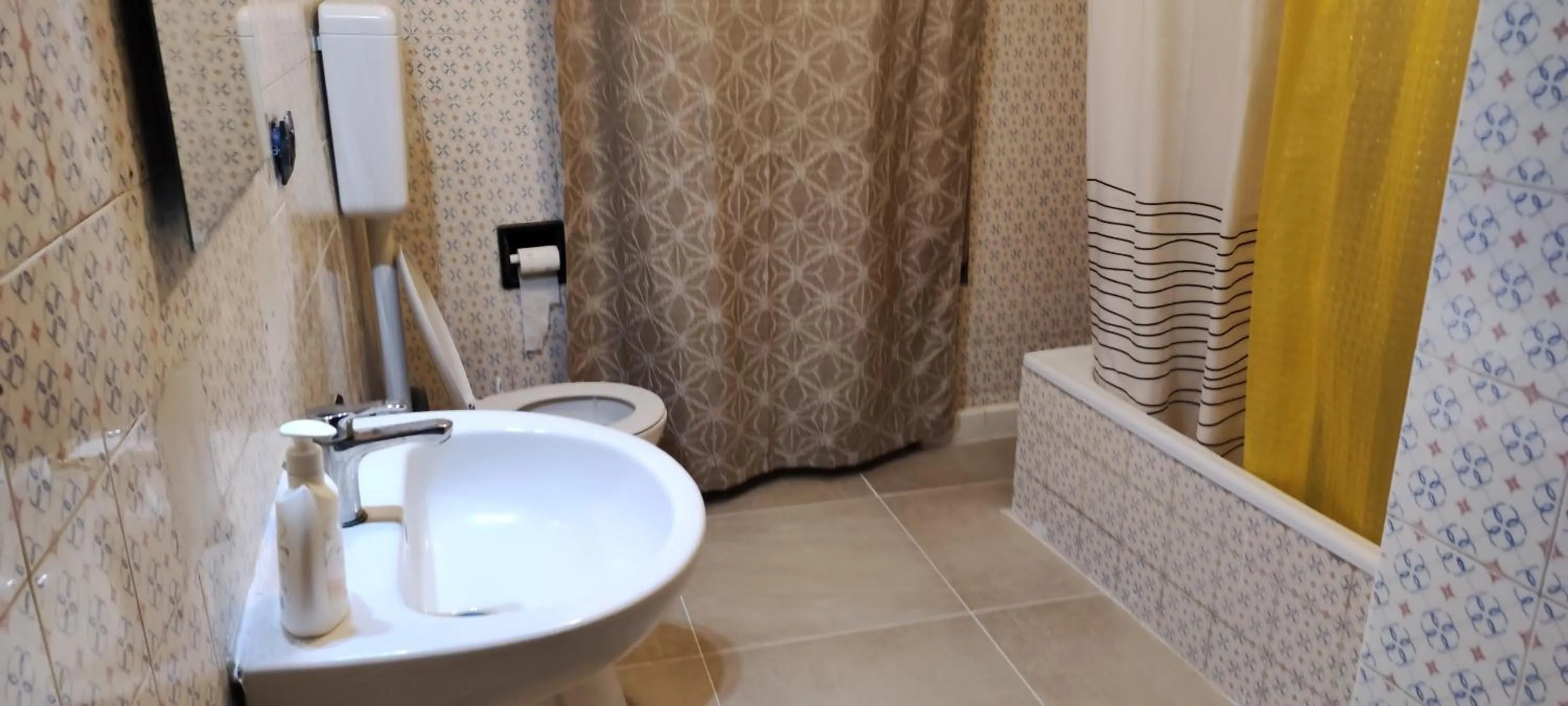 Bathroom in BB Stay Station