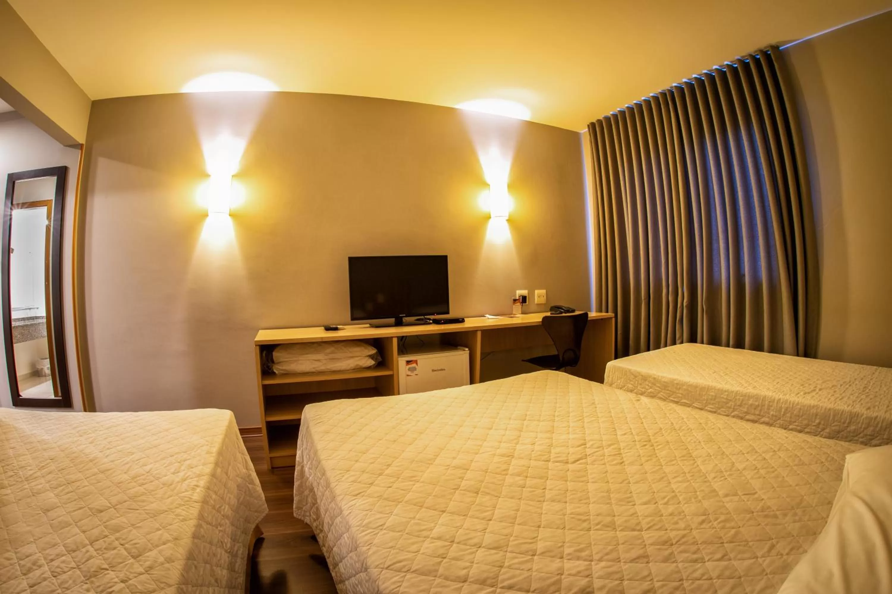 Bed in Hotel Campo Largo Express