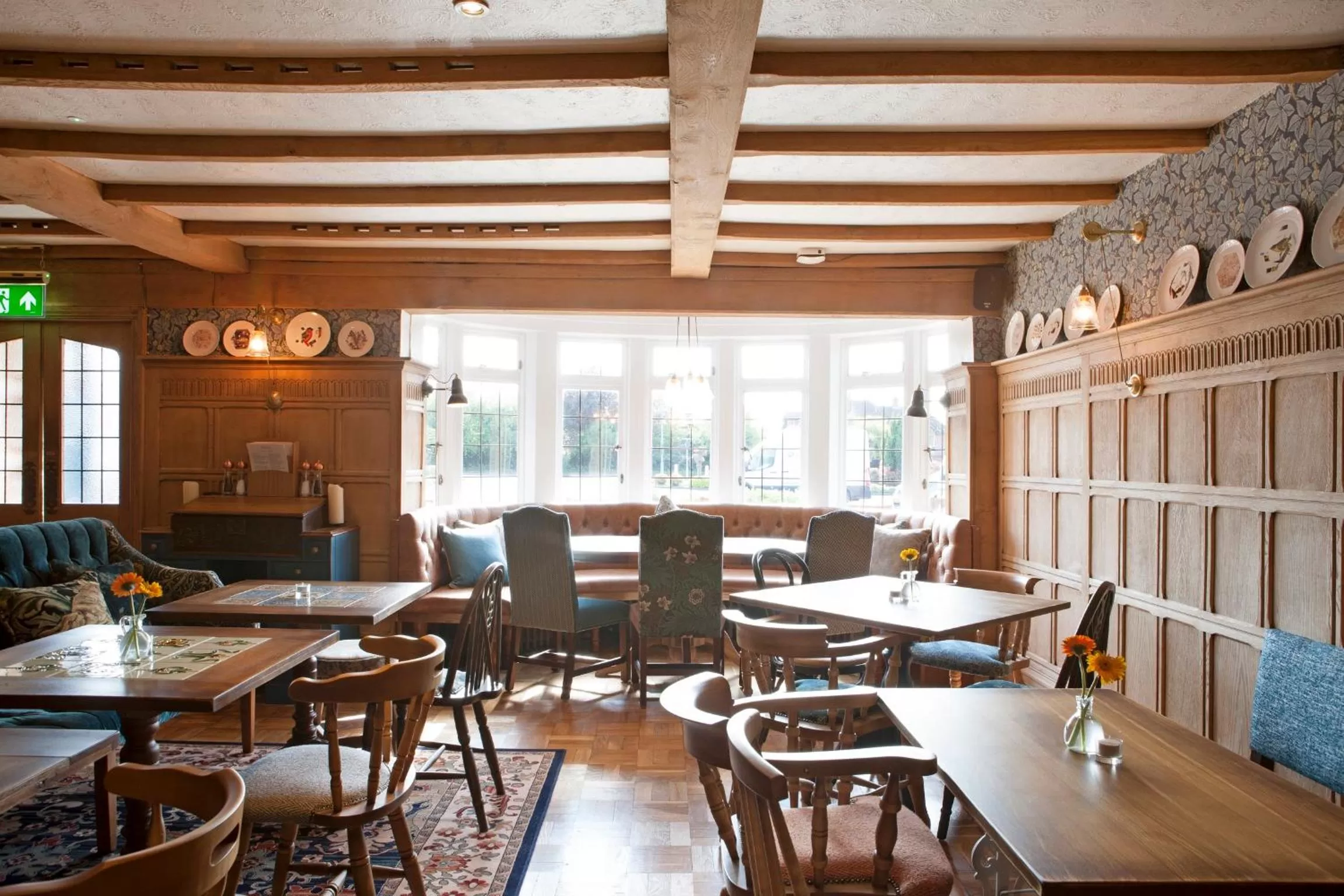 Restaurant/places to eat in The Bird In Hand