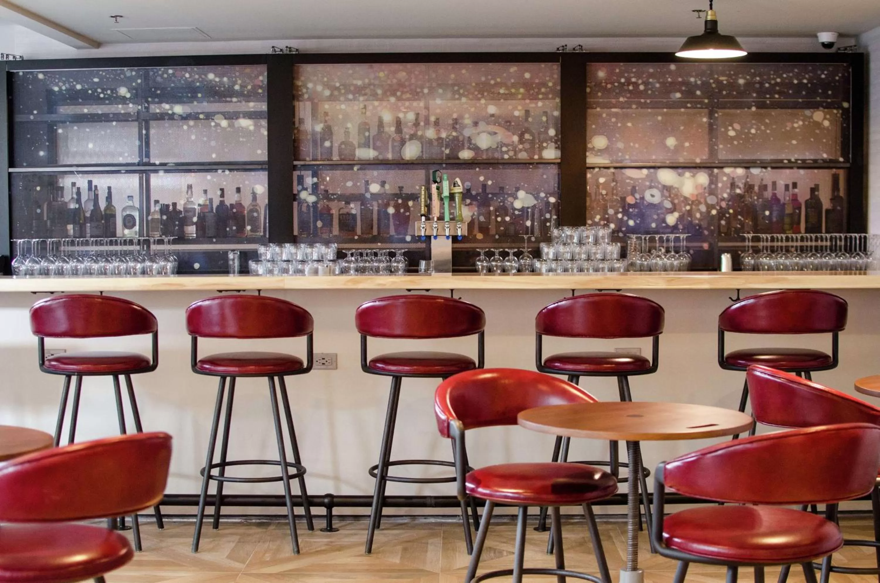 Restaurant/places to eat in Freepoint Hotel Cambridge, Tapestry Collection by Hilton