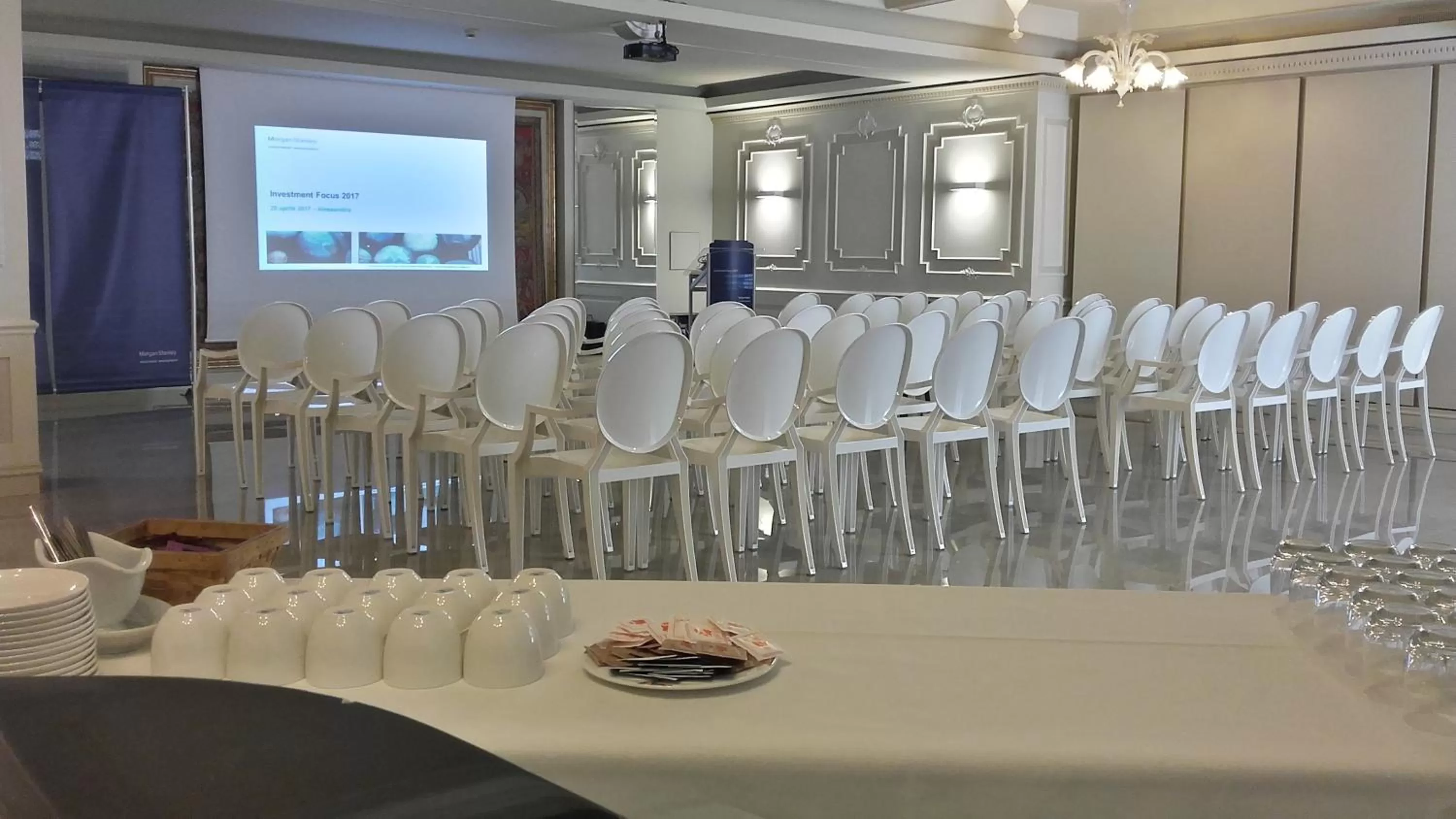 Business facilities in Alli Due Buoi Rossi