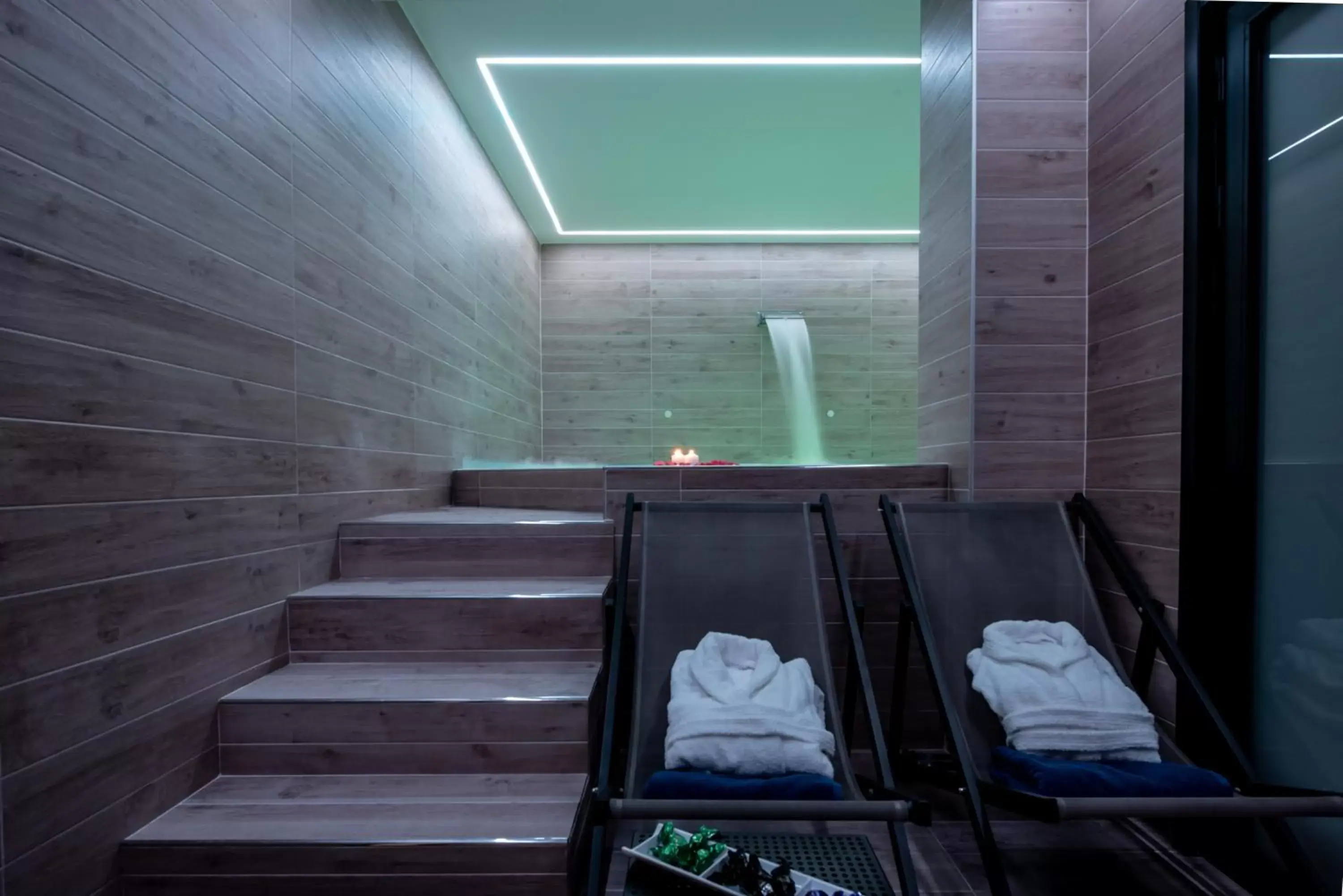 Spa and wellness centre/facilities, Bed in Hotel Avenida