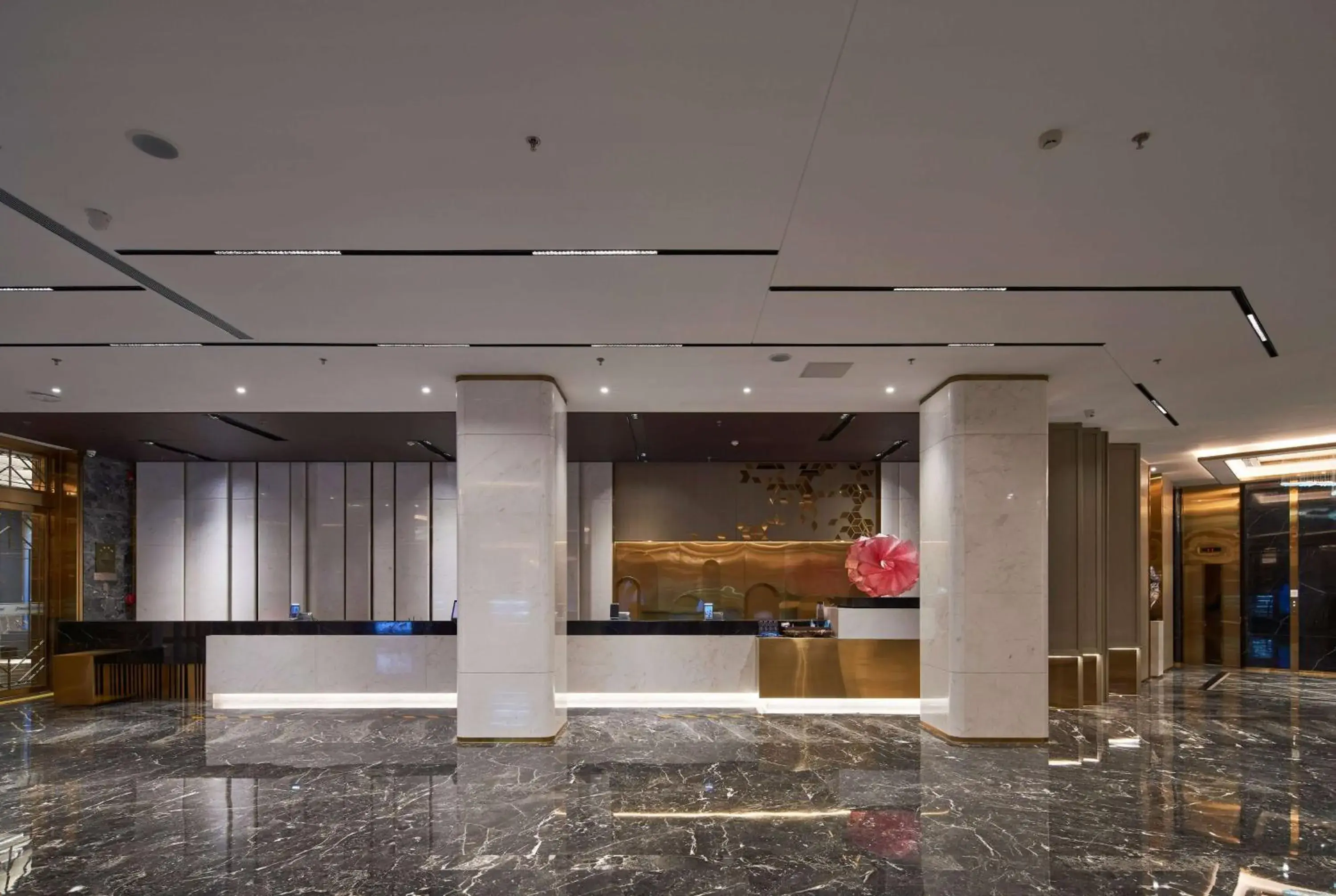 Lobby or reception, Lobby/Reception in Howard Johnson Paragon Hotel Beijing