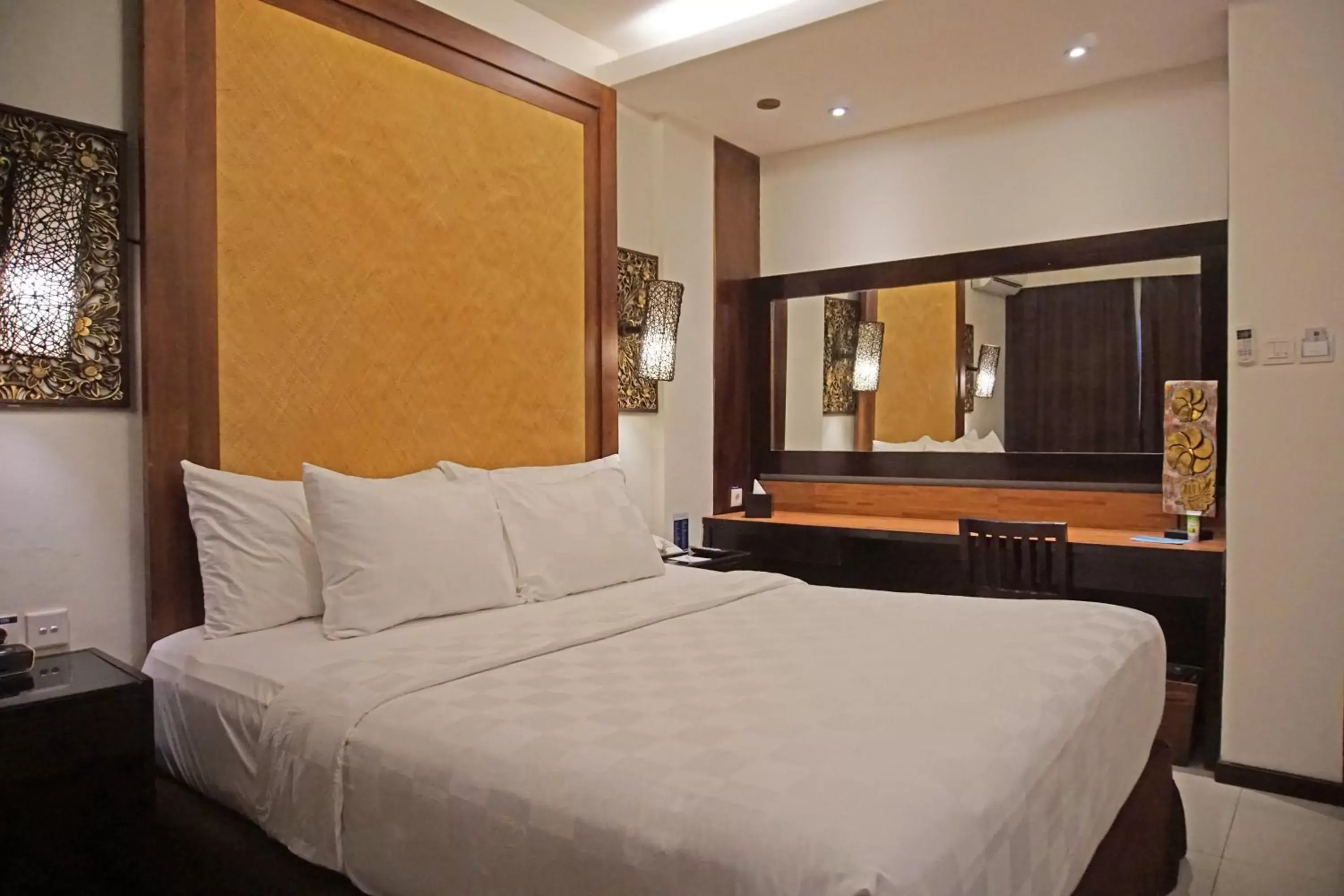 Bedroom, Bed in Best Western Kuta Villa