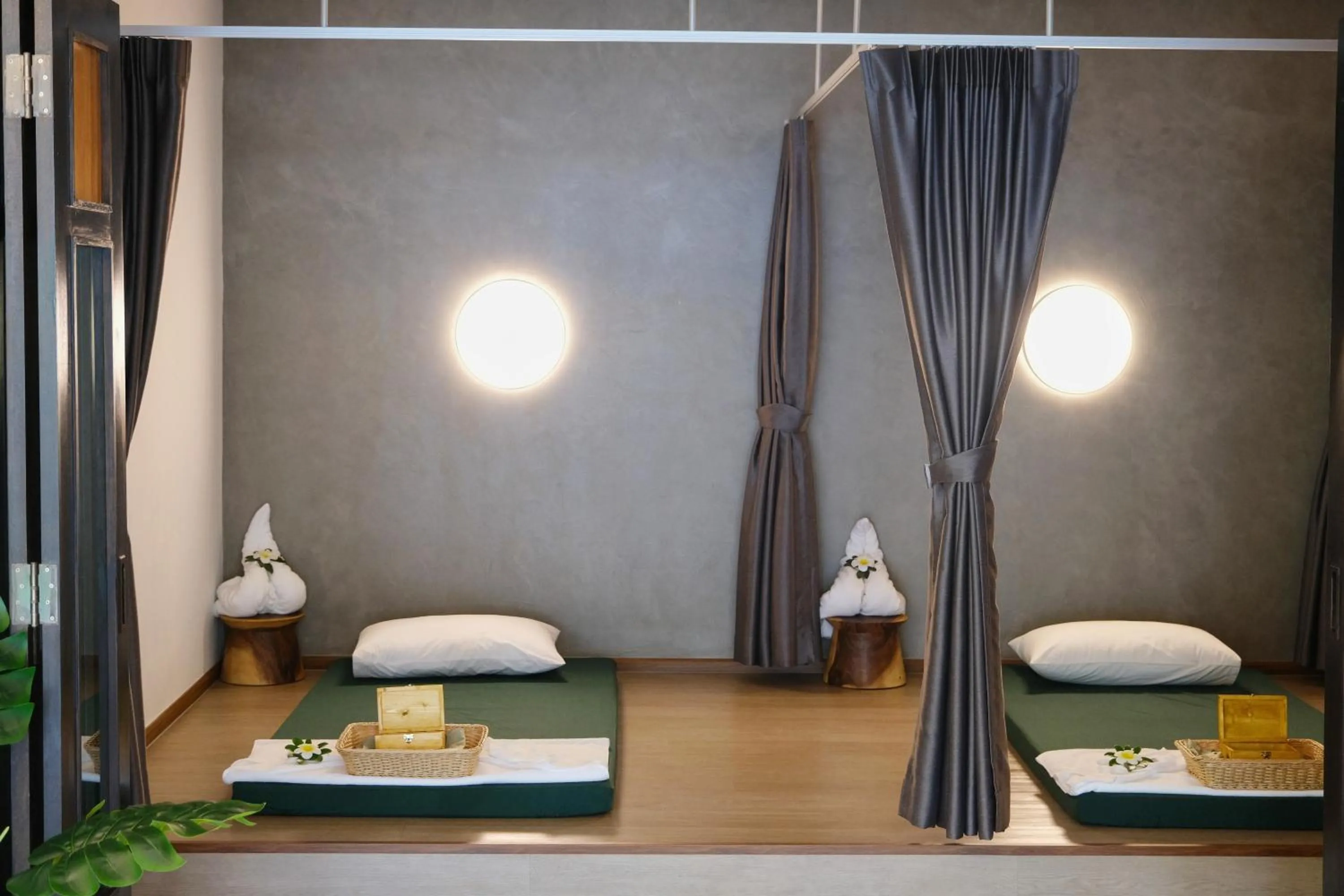 Spa and wellness centre/facilities in R-Mar Resort and Spa Patong, Phuket