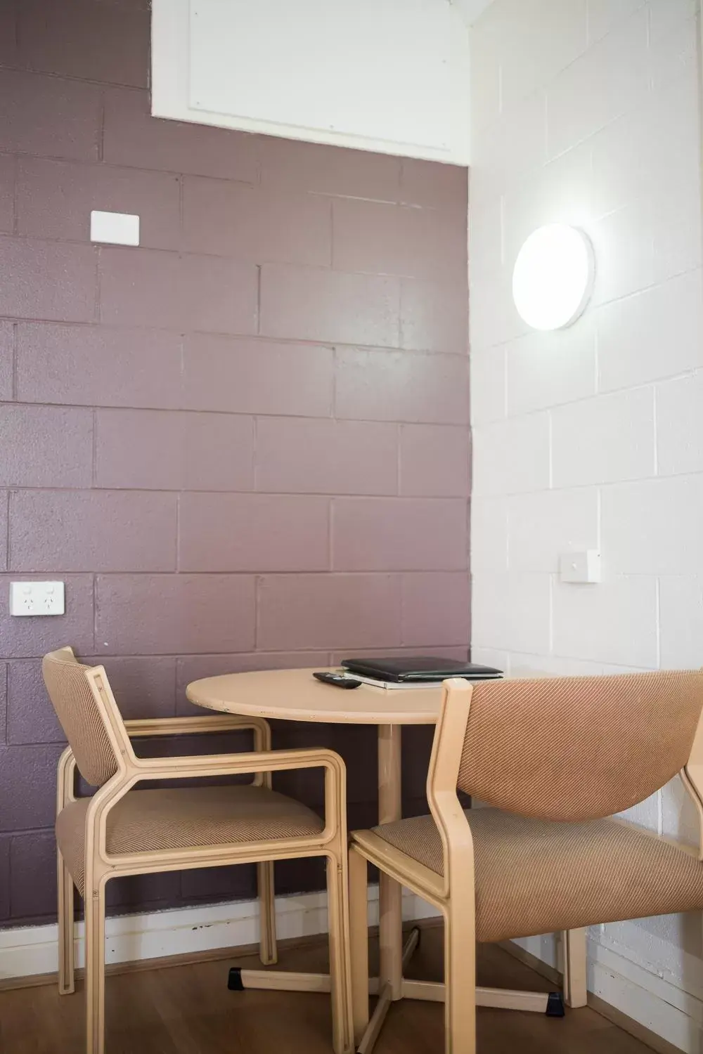 Dining Area in Plainsman Motel