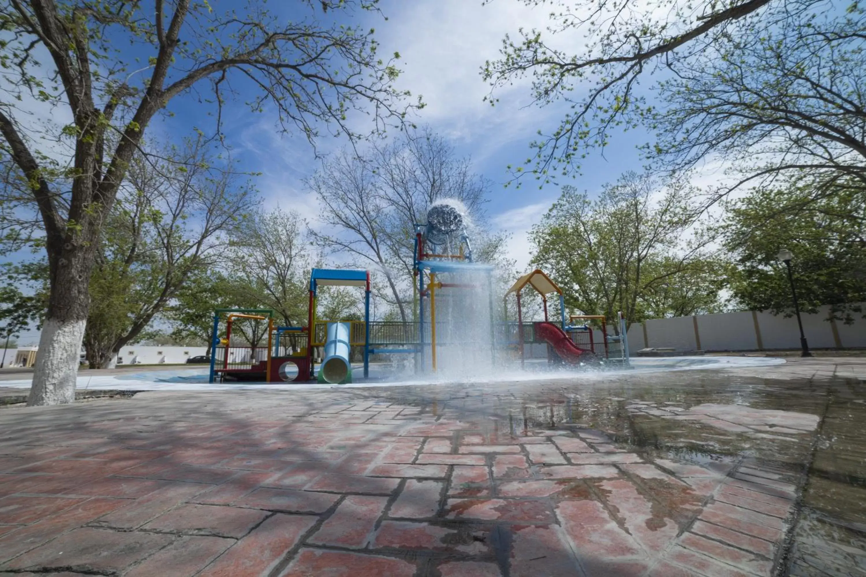 Aqua park in Hotel Pueblo Viejo