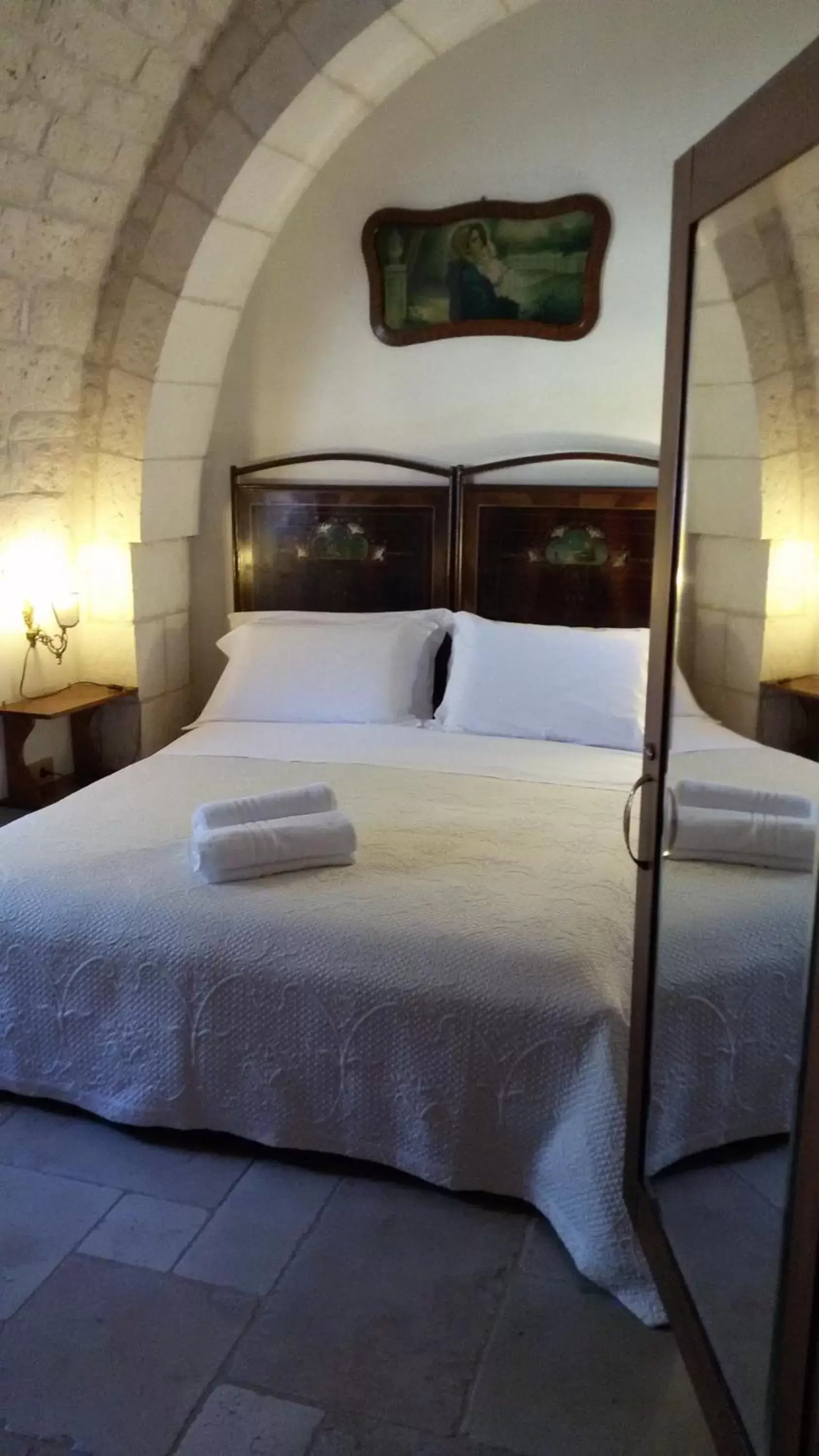 Photo of the whole room, Bed in Masseria Tolla