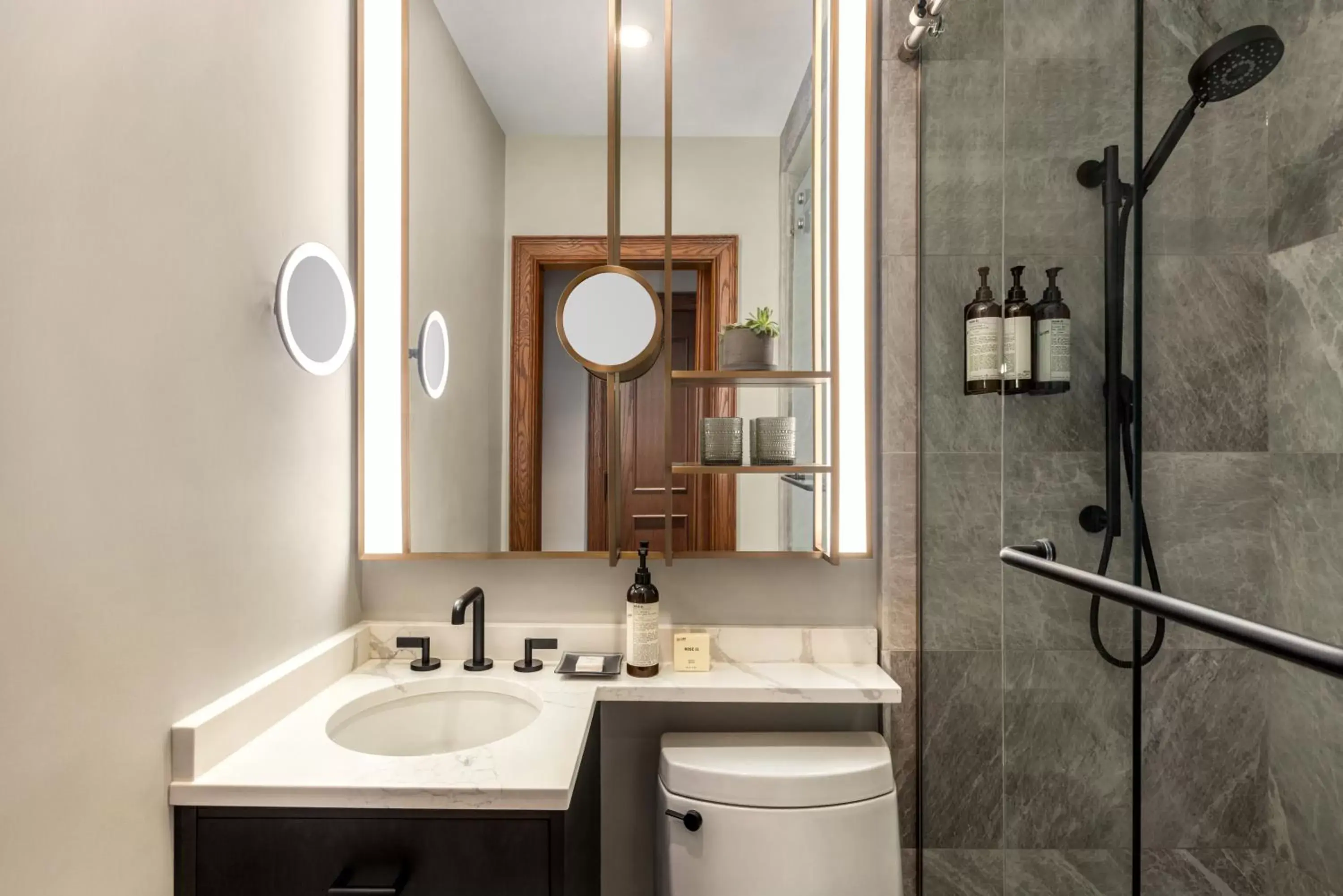 Bathroom in Fairmont Banff Springs