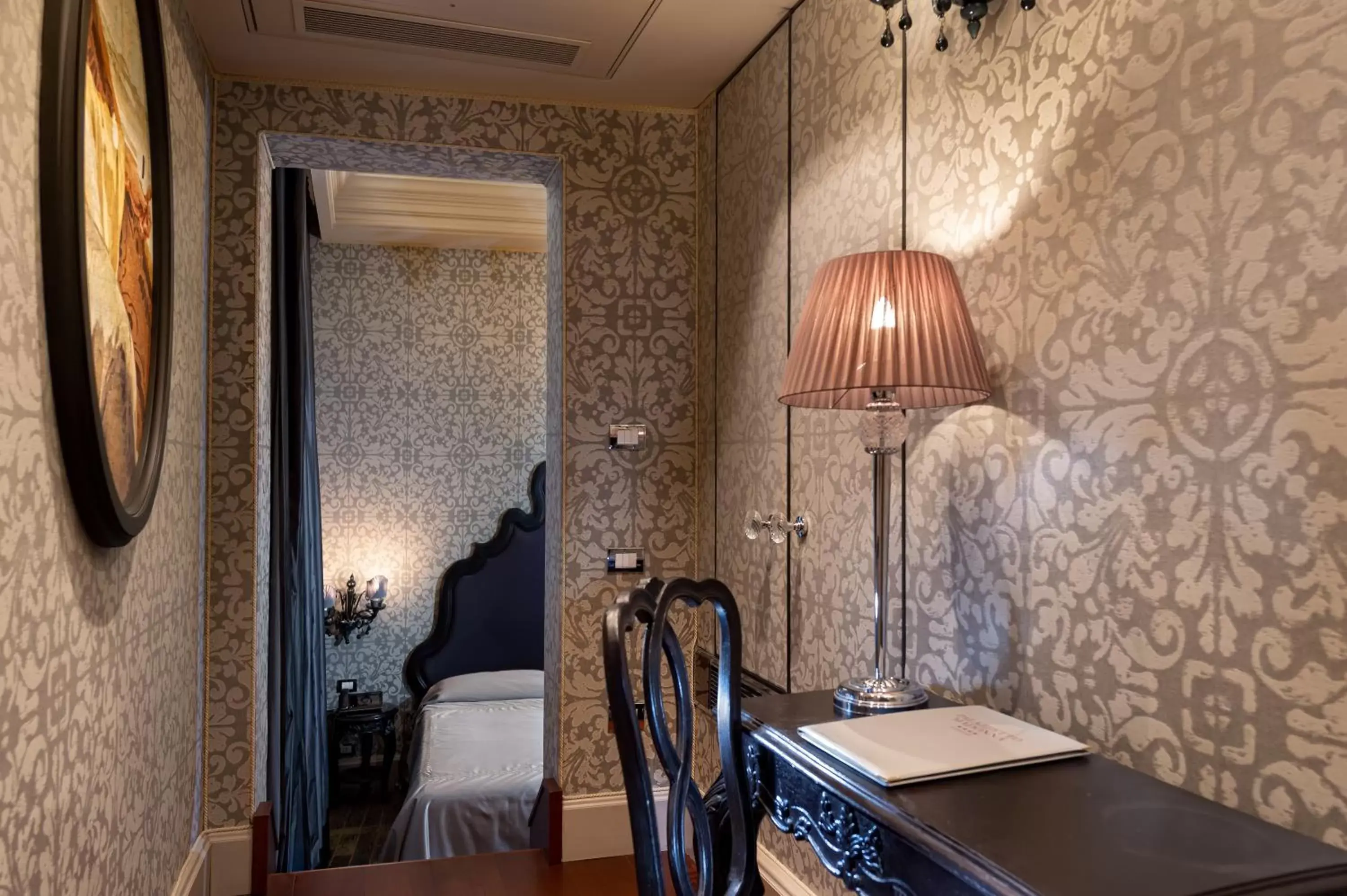 Decorative detail, Kitchen/Kitchenette in Palazzetto Madonna