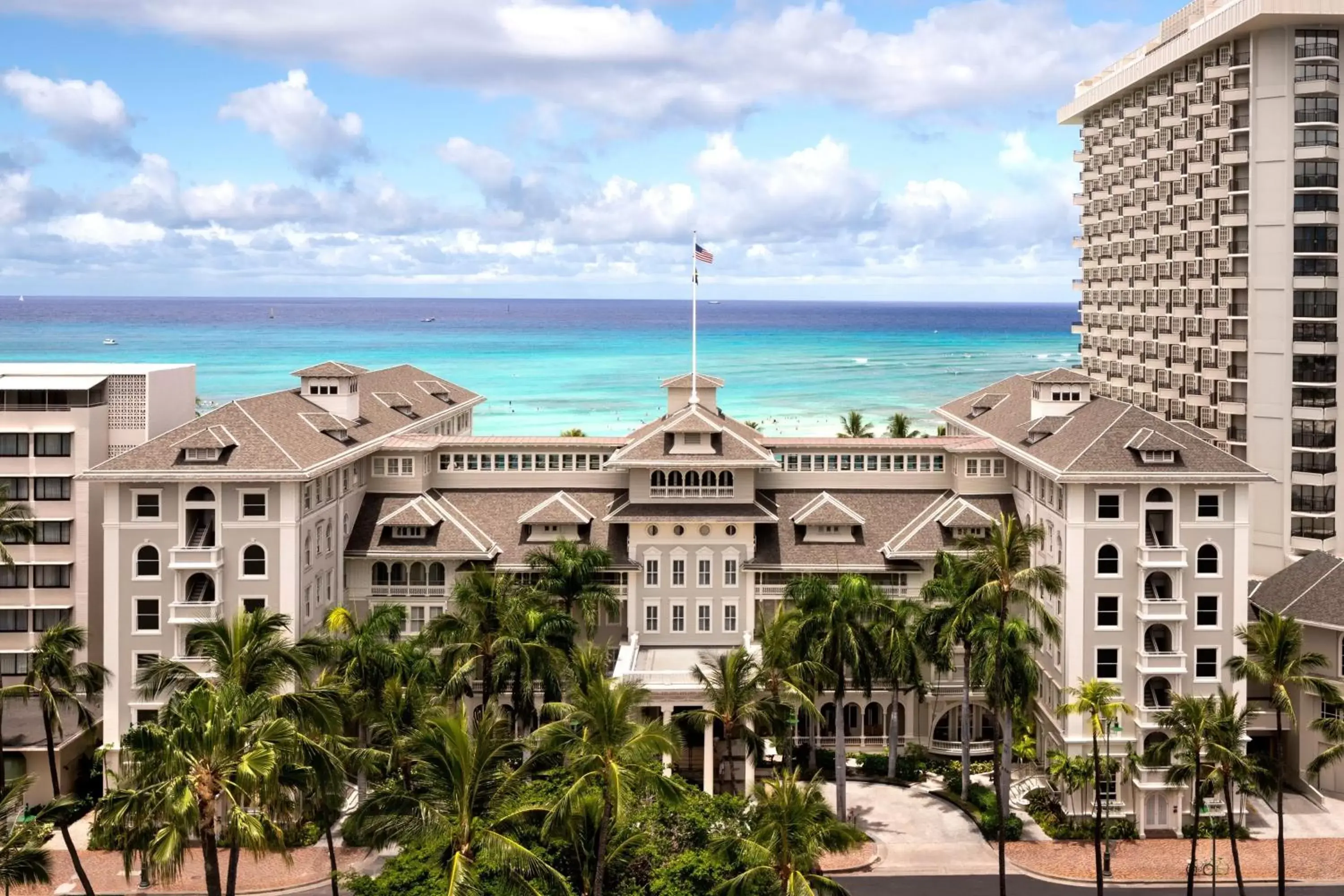 Property building in Moana Surfrider, A Westin Resort & Spa, Waikiki Beach