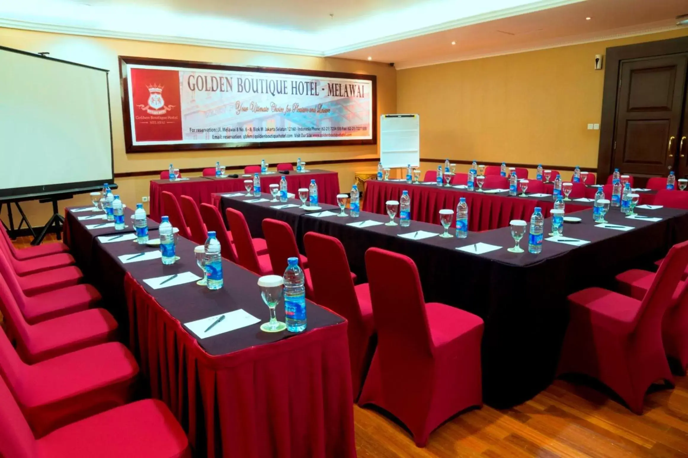 Meeting/conference room in Golden Boutique Hotel Melawai