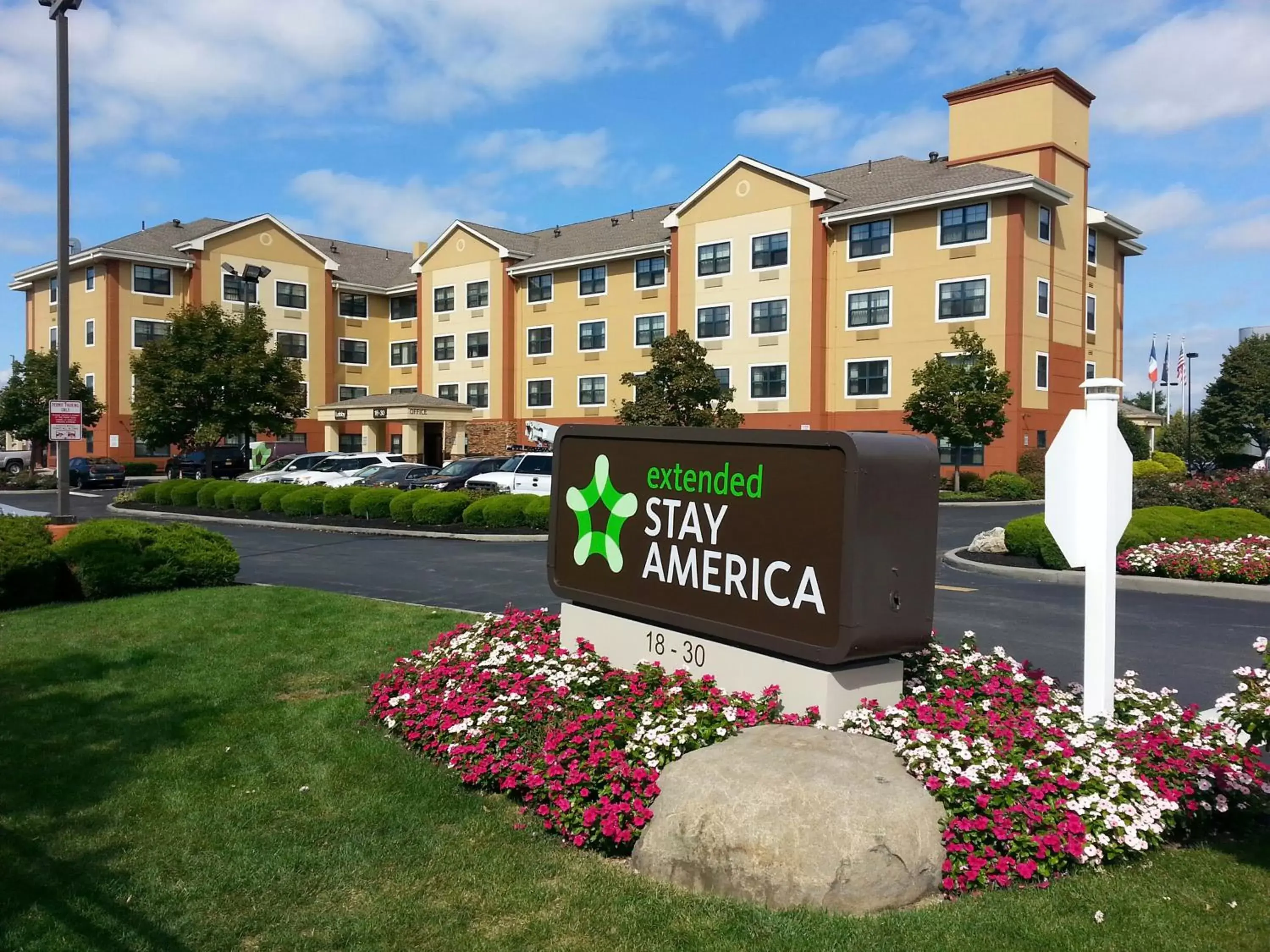 Property building in Extended Stay America Suites - New York City - LaGuardia Airport