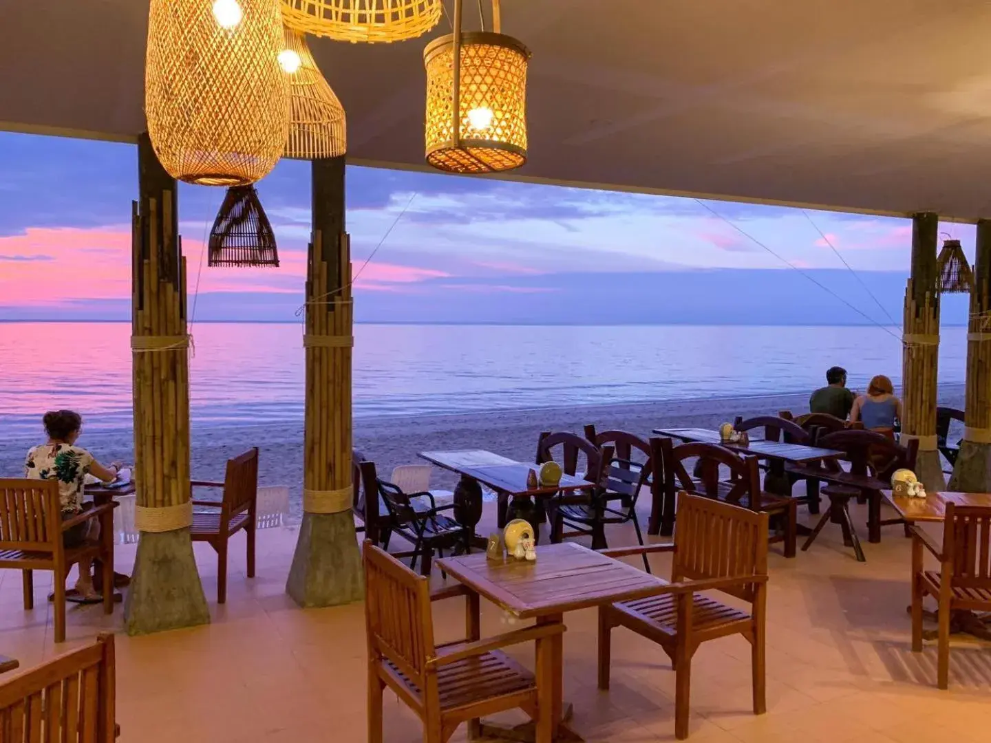Restaurant/Places to Eat in Lanta Casuarina Beach Resort - SHA Plus
