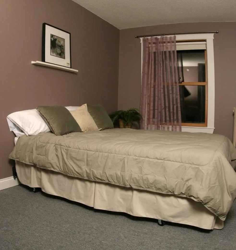 Bed in Painted Turtle Guesthouse