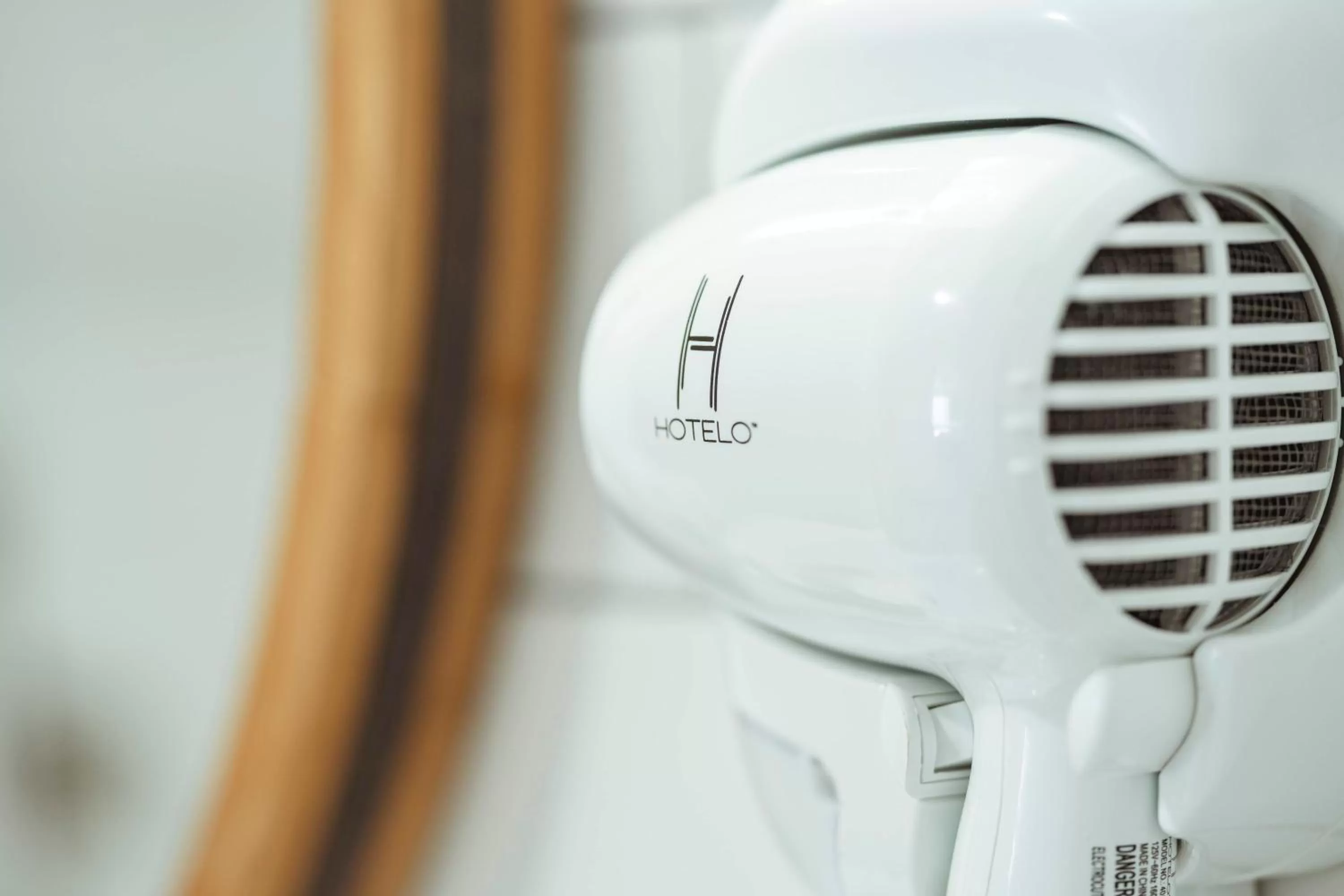 The Belmont Shore Inn