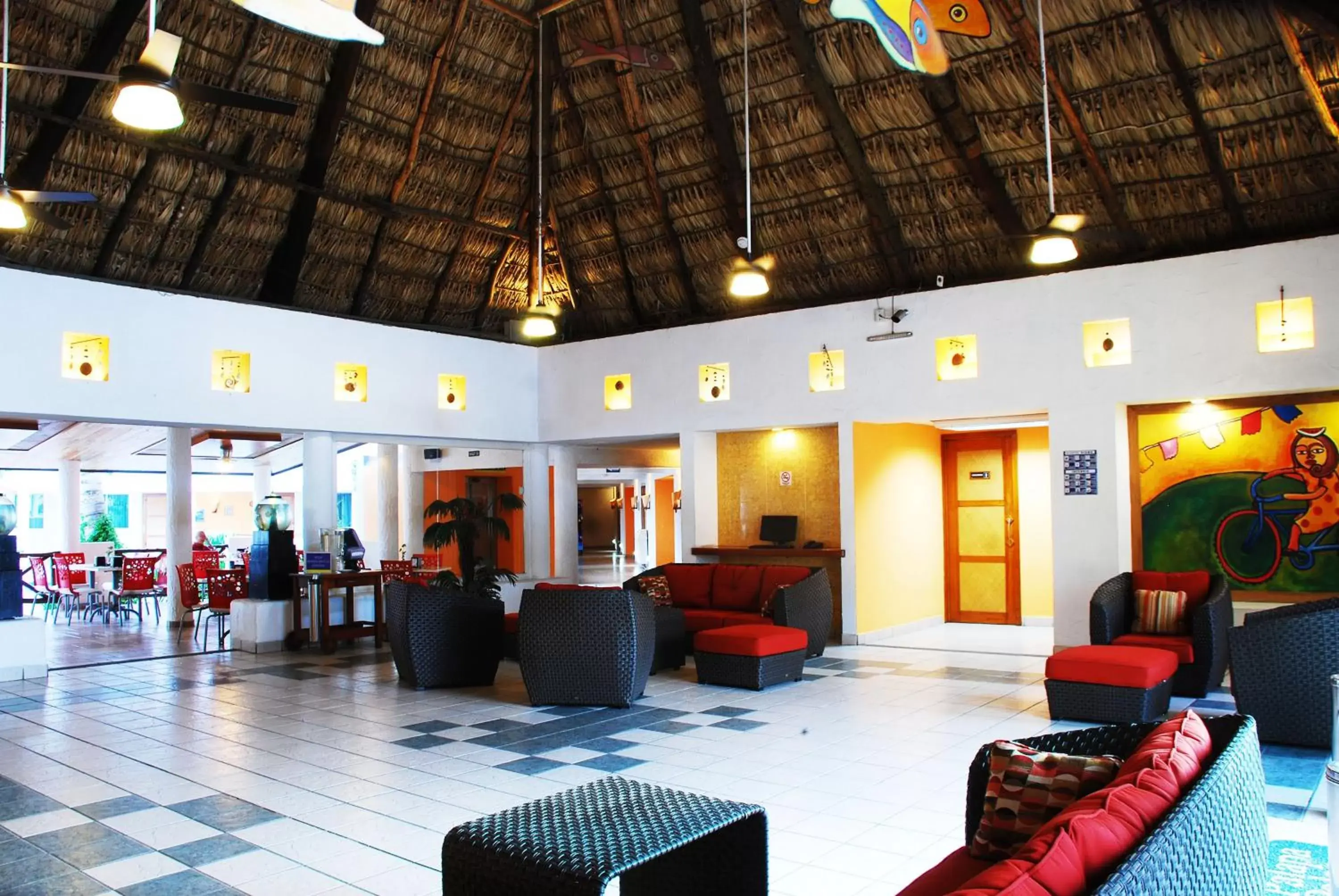 Lobby or reception, Lounge/Bar in Hotel Palapa Palace Inn