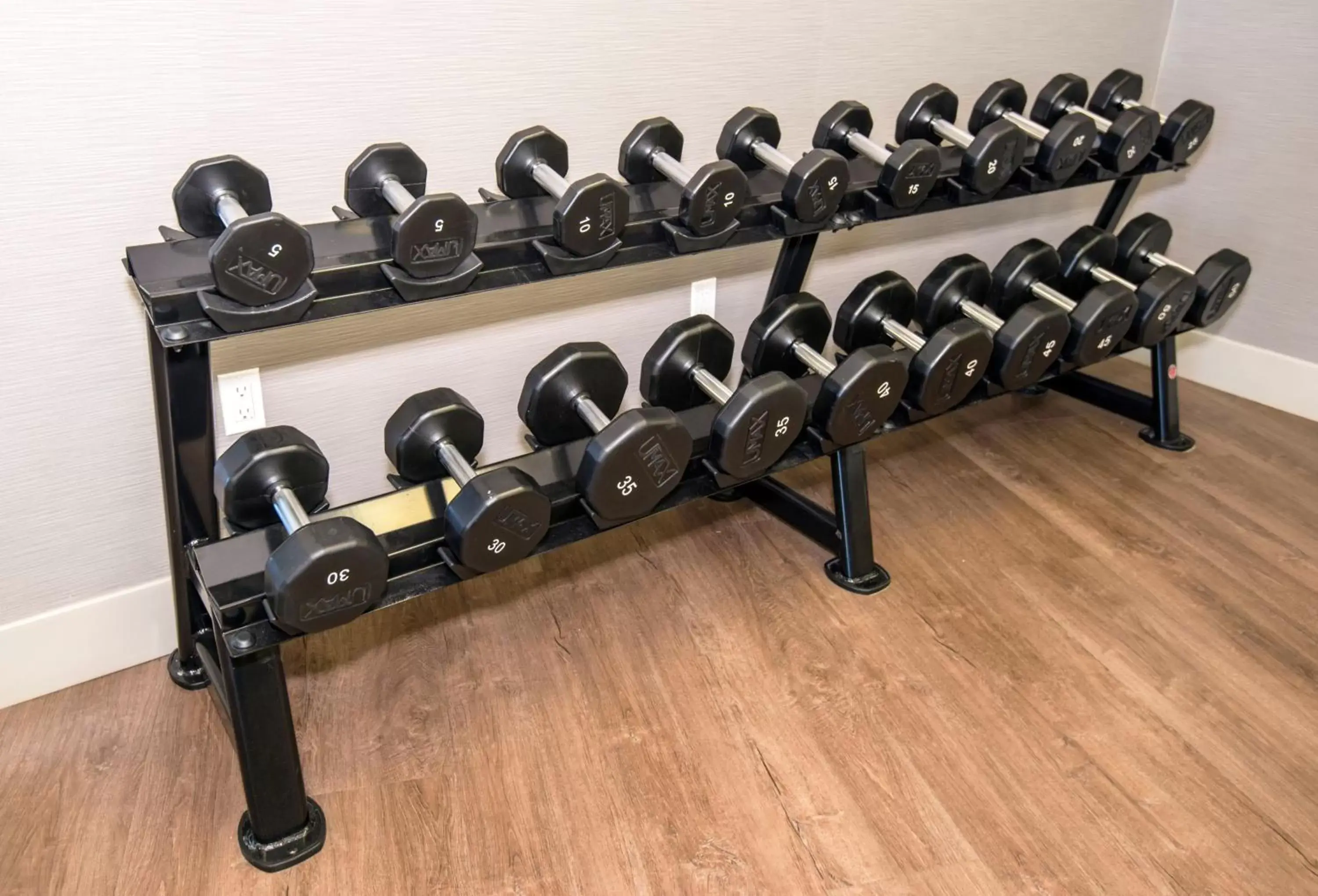 Fitness centre/facilities, Fitness Center/Facilities in Holiday Inn Express - Red Deer North, an IHG Hotel