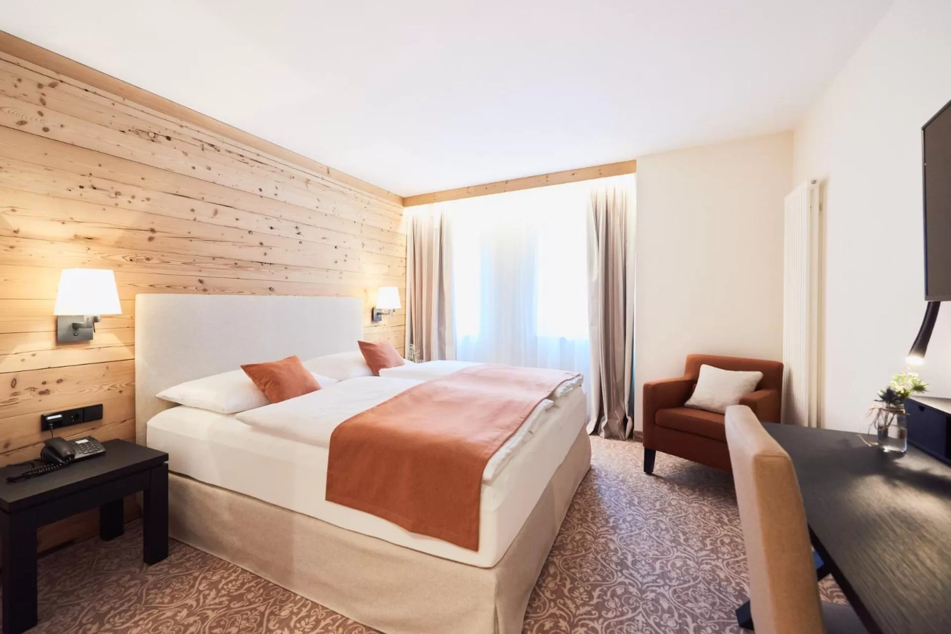 Photo of the whole room, Bed in Gasthof Linde