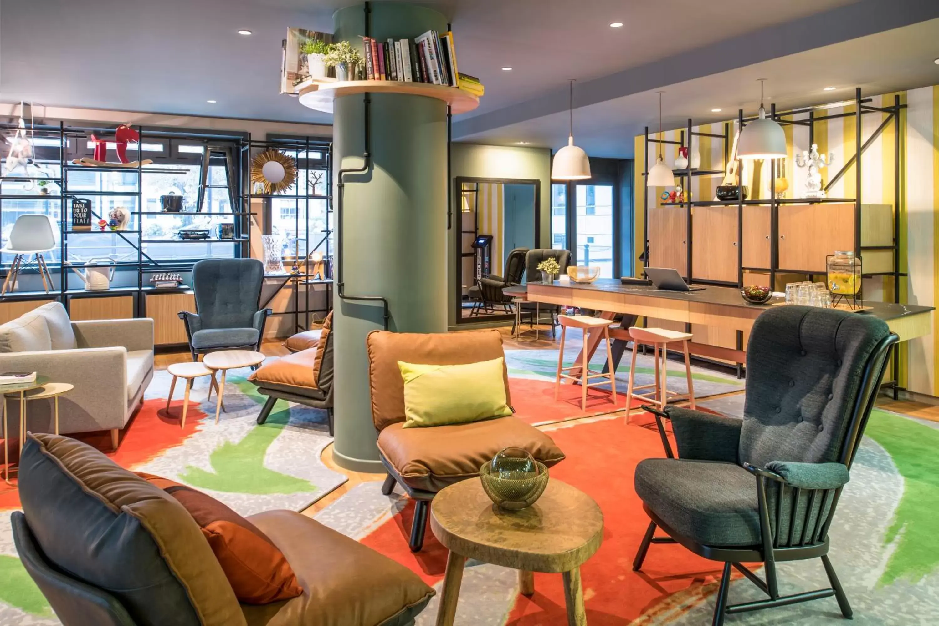 Lobby or reception, Lounge/Bar in Aparthotel Adagio Paris Bercy Village