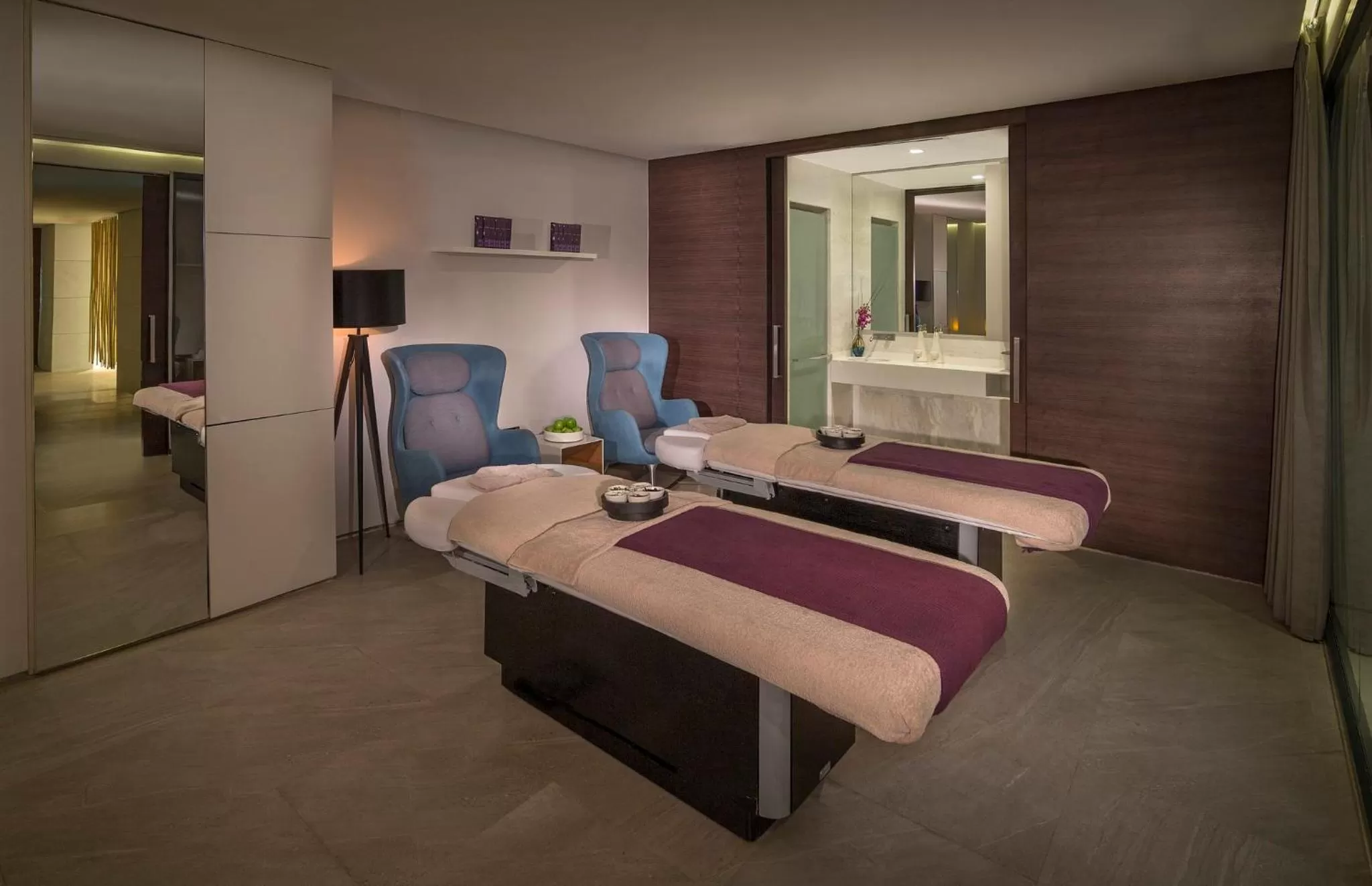 Spa and wellness centre/facilities, Bed in InterContinental Dubai Marina by IHG