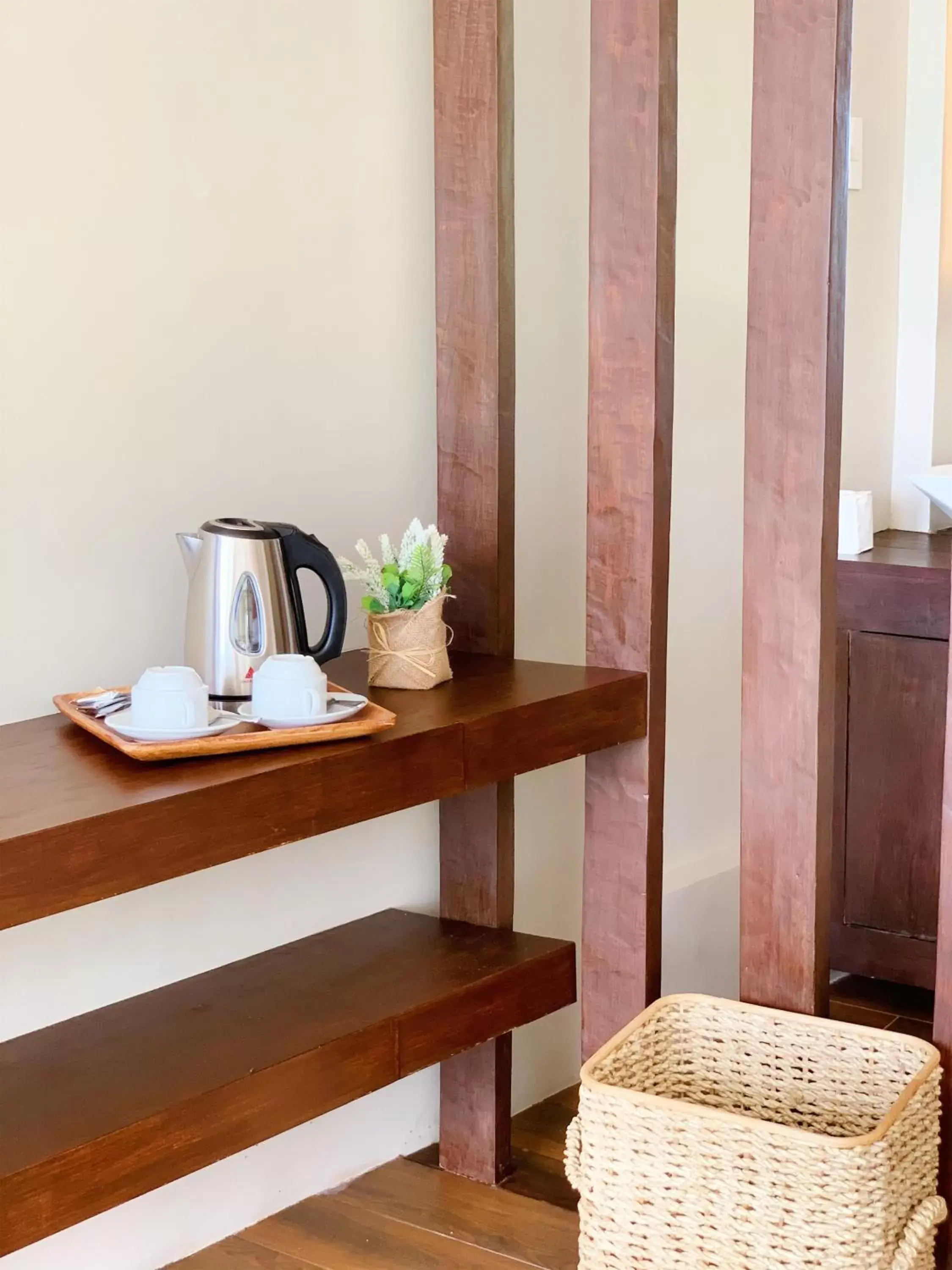 Coffee/tea facilities in Ahana Resort El Nido