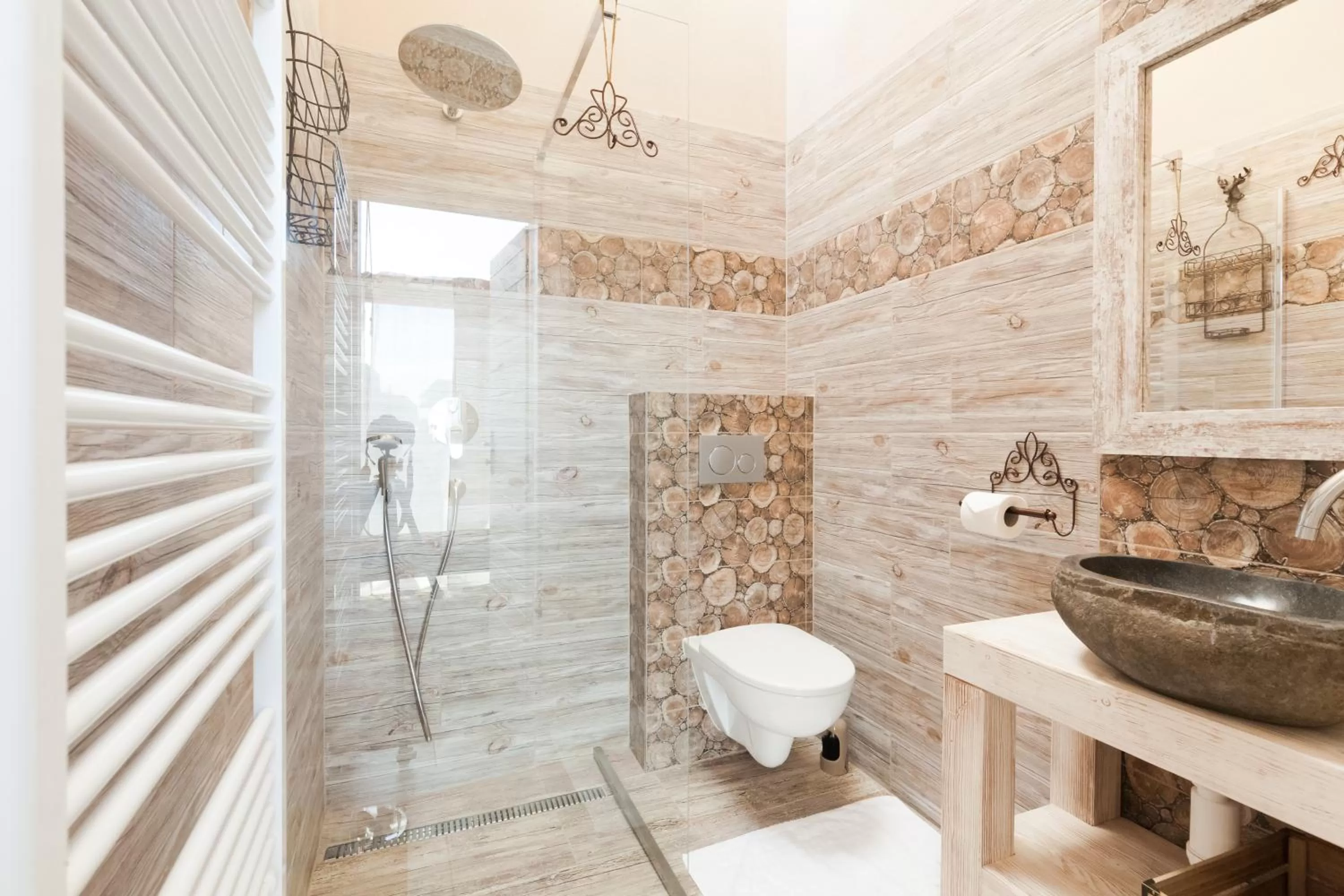 Shower in Chalets CEDER 1