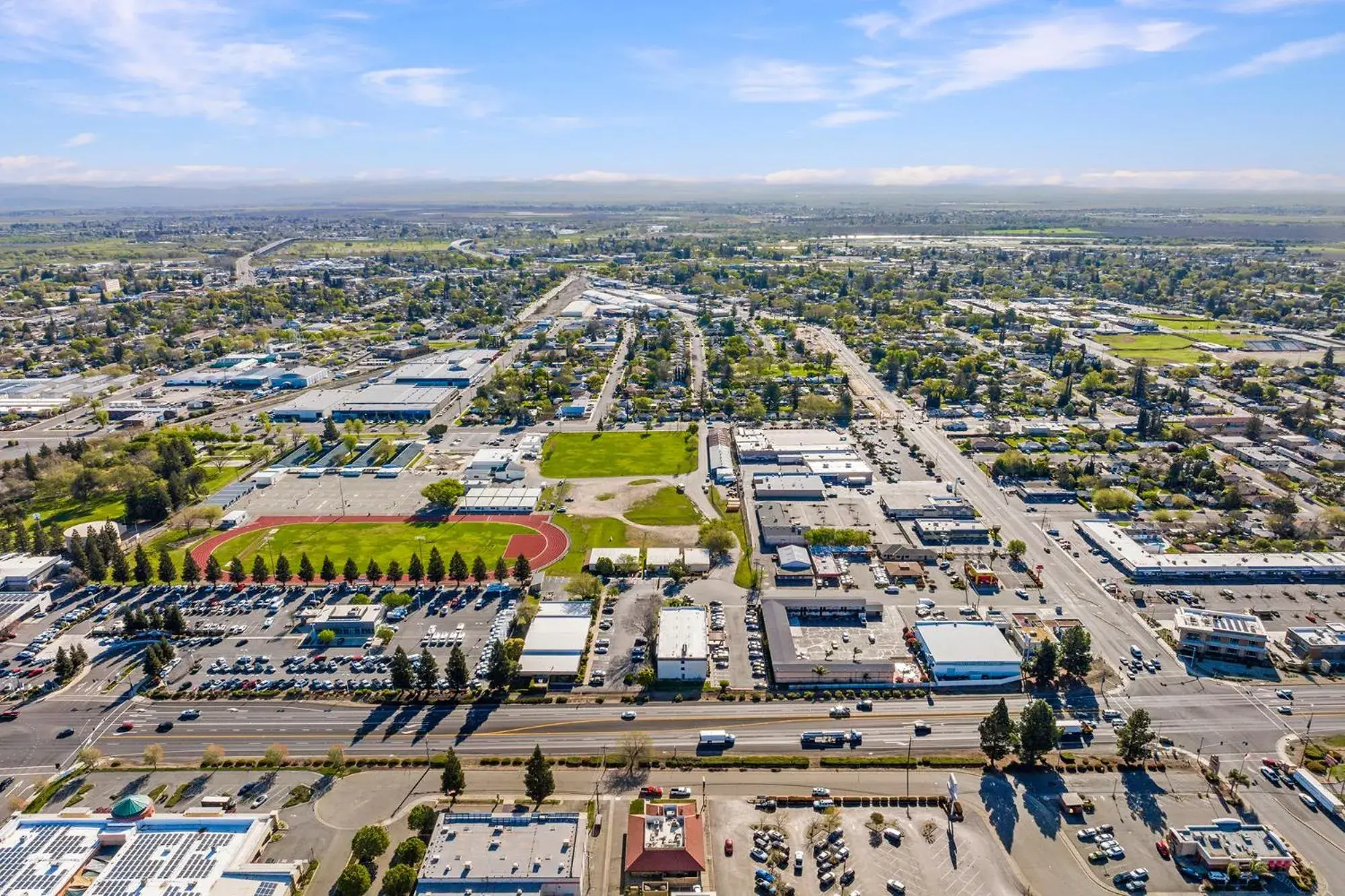 Bird's eye view, Bird's-eye View in Sutter Inn