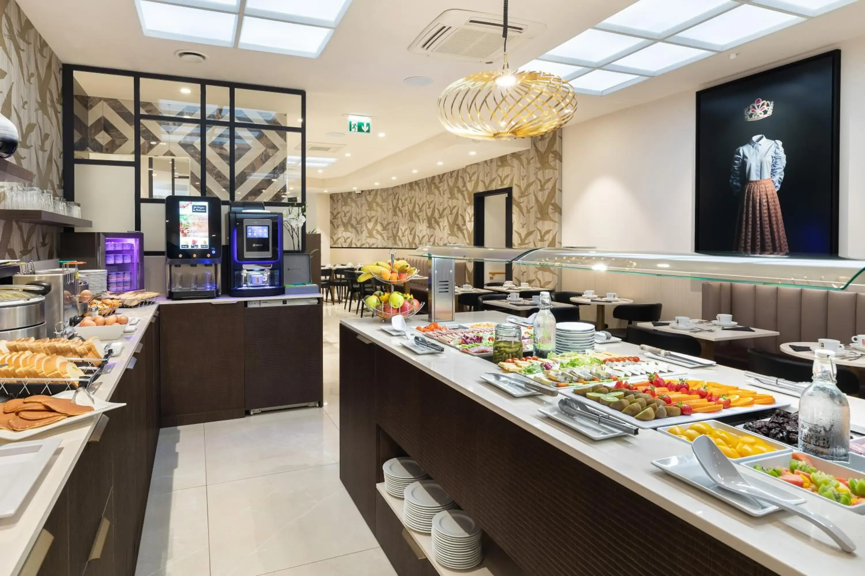 Restaurant/Places to Eat in Best Western Plus Hôtel Massena Nice