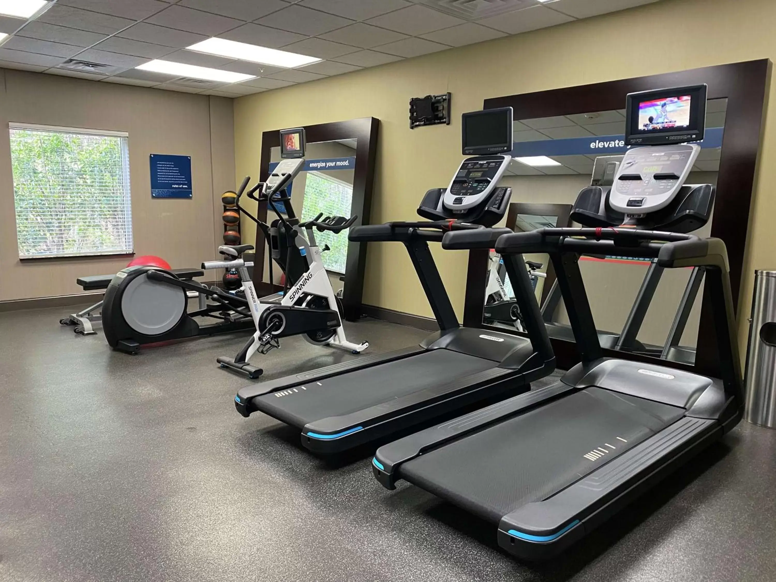 Fitness centre/facilities, Fitness Center/Facilities in Hampton Inn Leesville