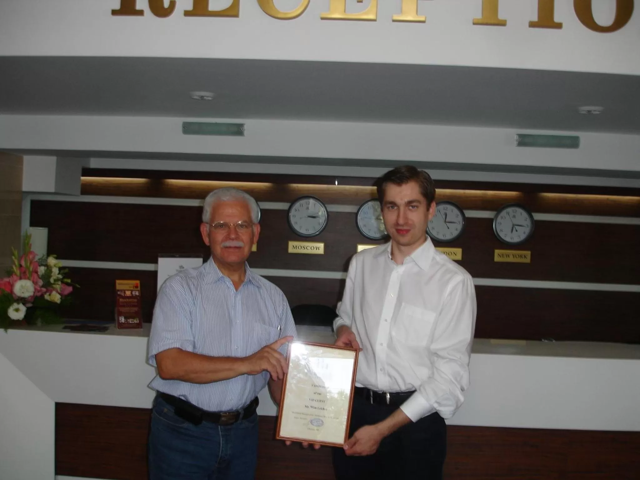 People in Manhattan Hotel & Restaurant