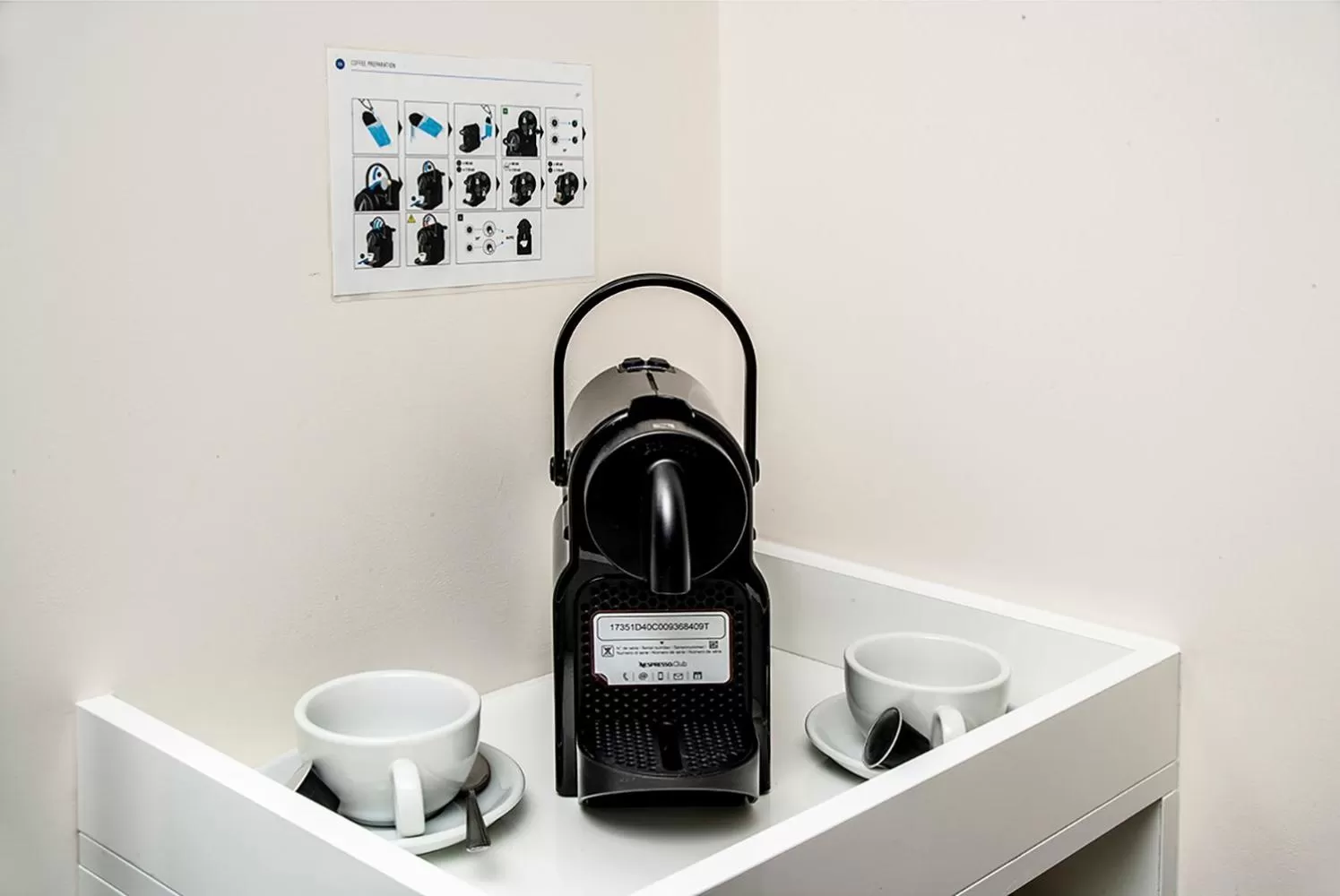 Coffee/tea facilities in NOX Kensington