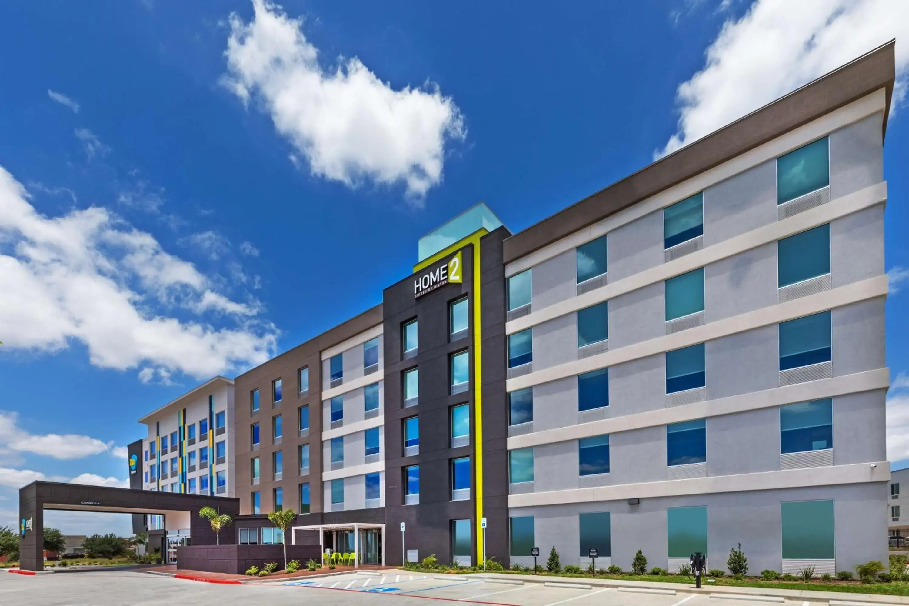 Property Building in Home2 Suites by Hilton Laredo, TX