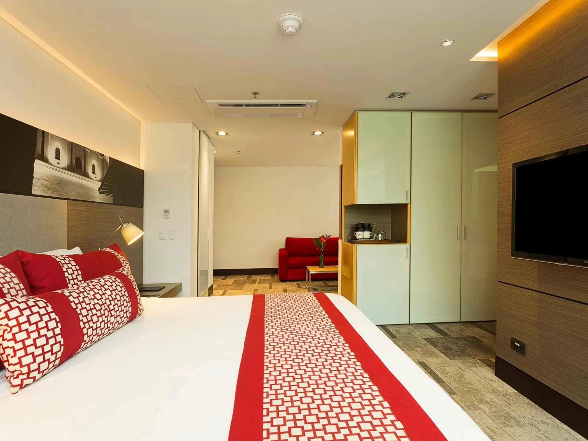 Photo of the whole room, Bed in EK Hotel By Preferred Hotels Group