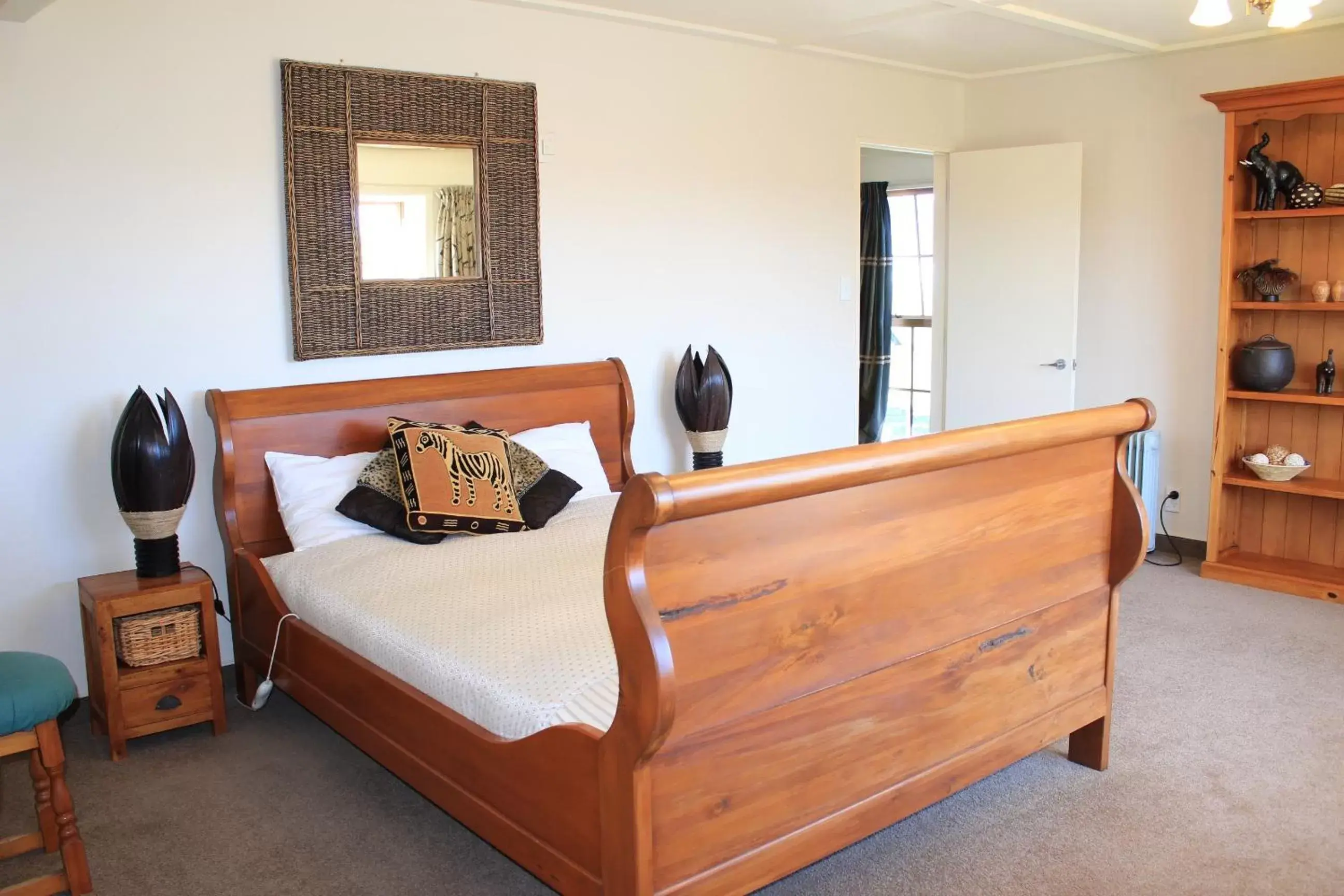 Bedroom, Room Photo in Tudor Manor Bed & Breakfast