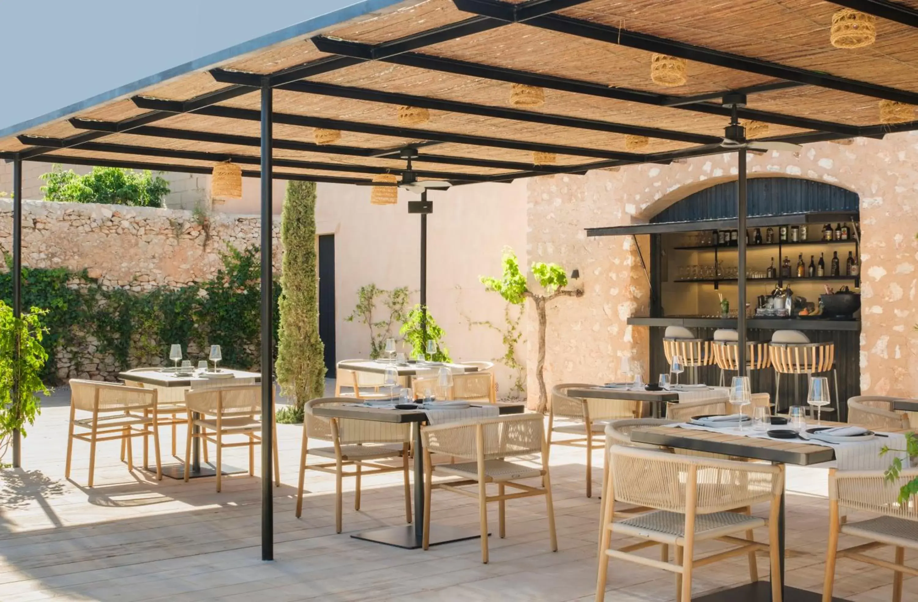 Patio, Restaurant/Places to Eat in Can Ferrereta