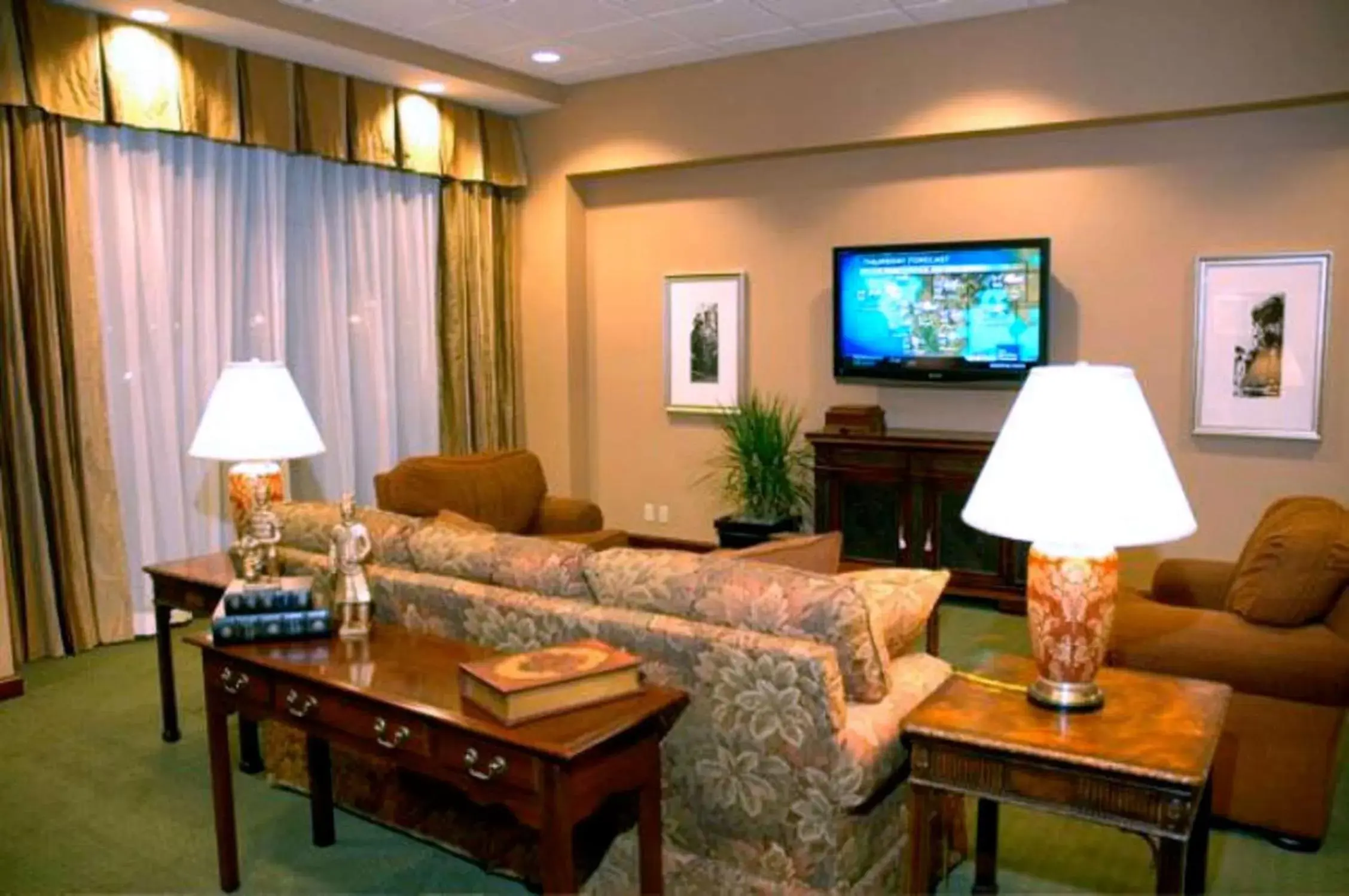 Lobby or reception, Seating Area in Hampton Inn Calera