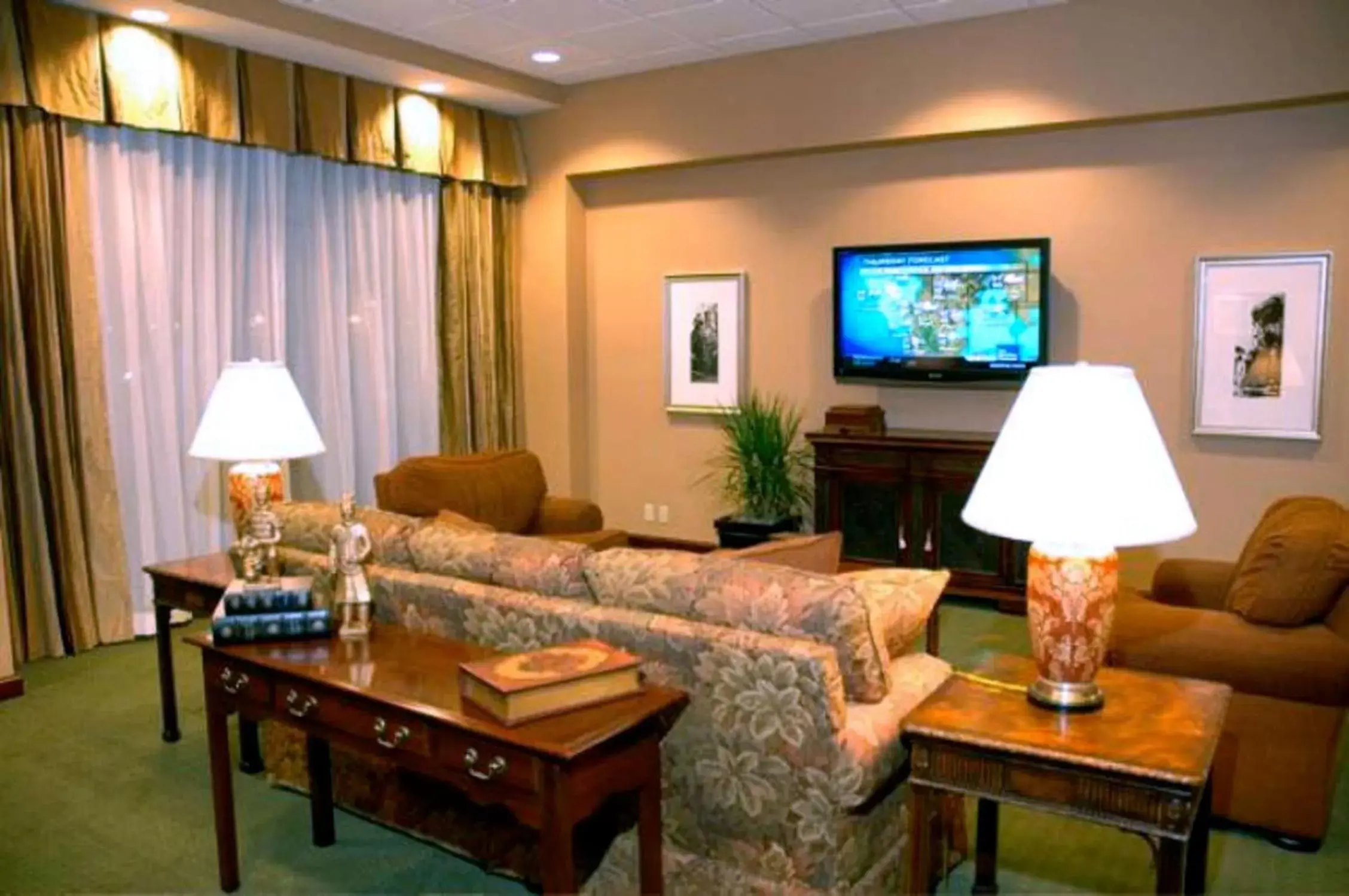 Lobby or reception in Hampton Inn Calera Lobby or reception in Hampton Inn Calera