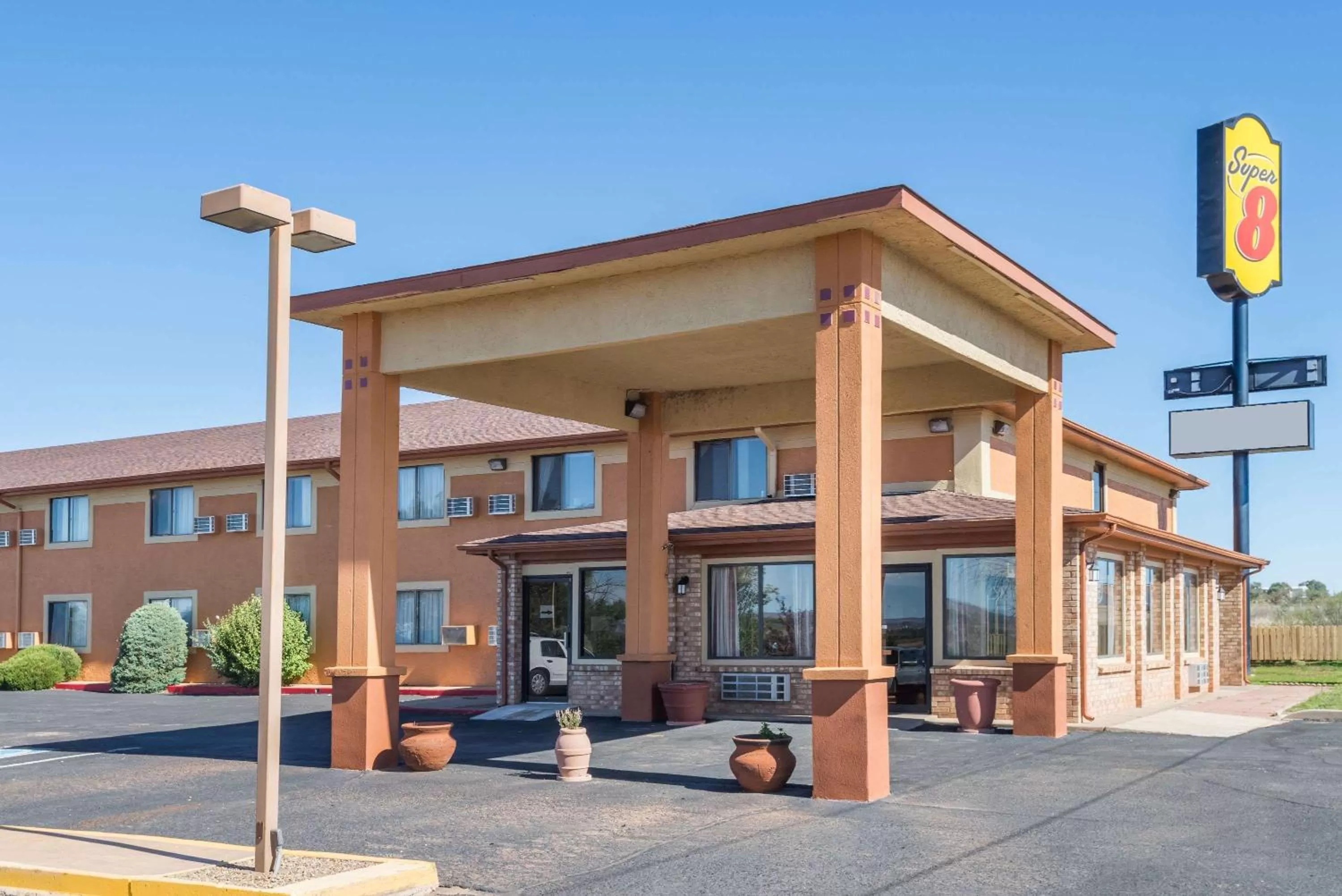 Property building in Super 8 by Wyndham Tucumcari