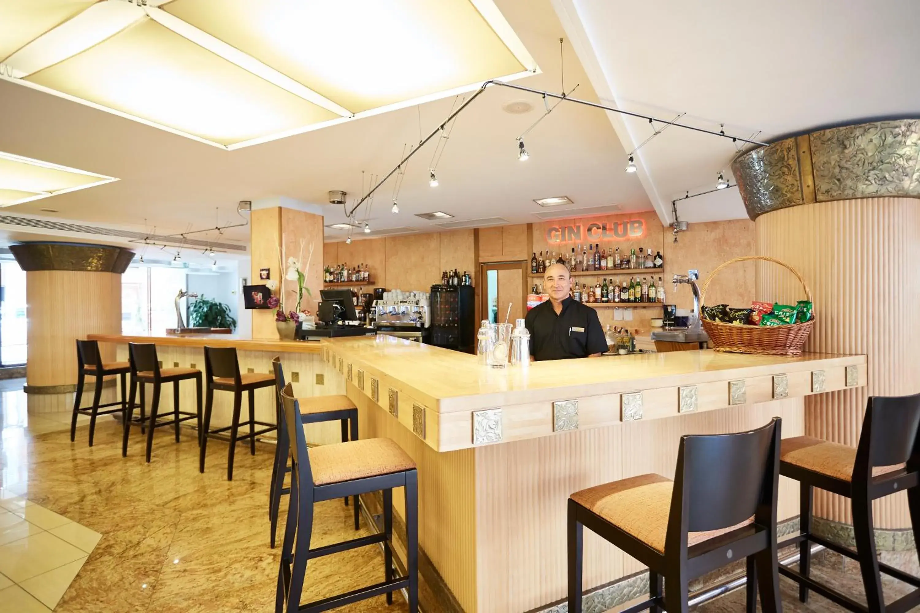 Lounge or bar, Lounge/Bar in Invisa Hotel La Cala