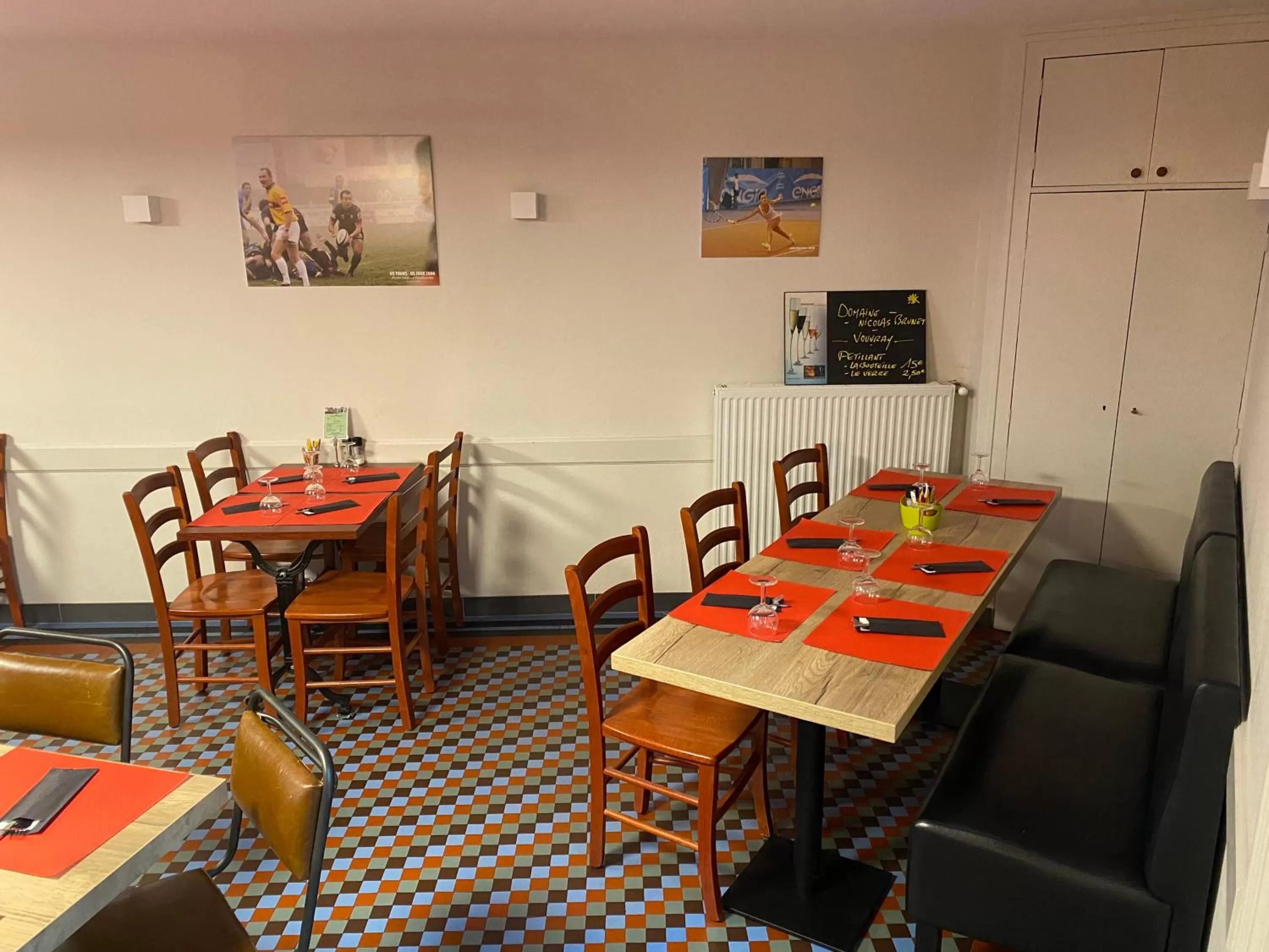 Restaurant/places to eat in Hotel le Faisan