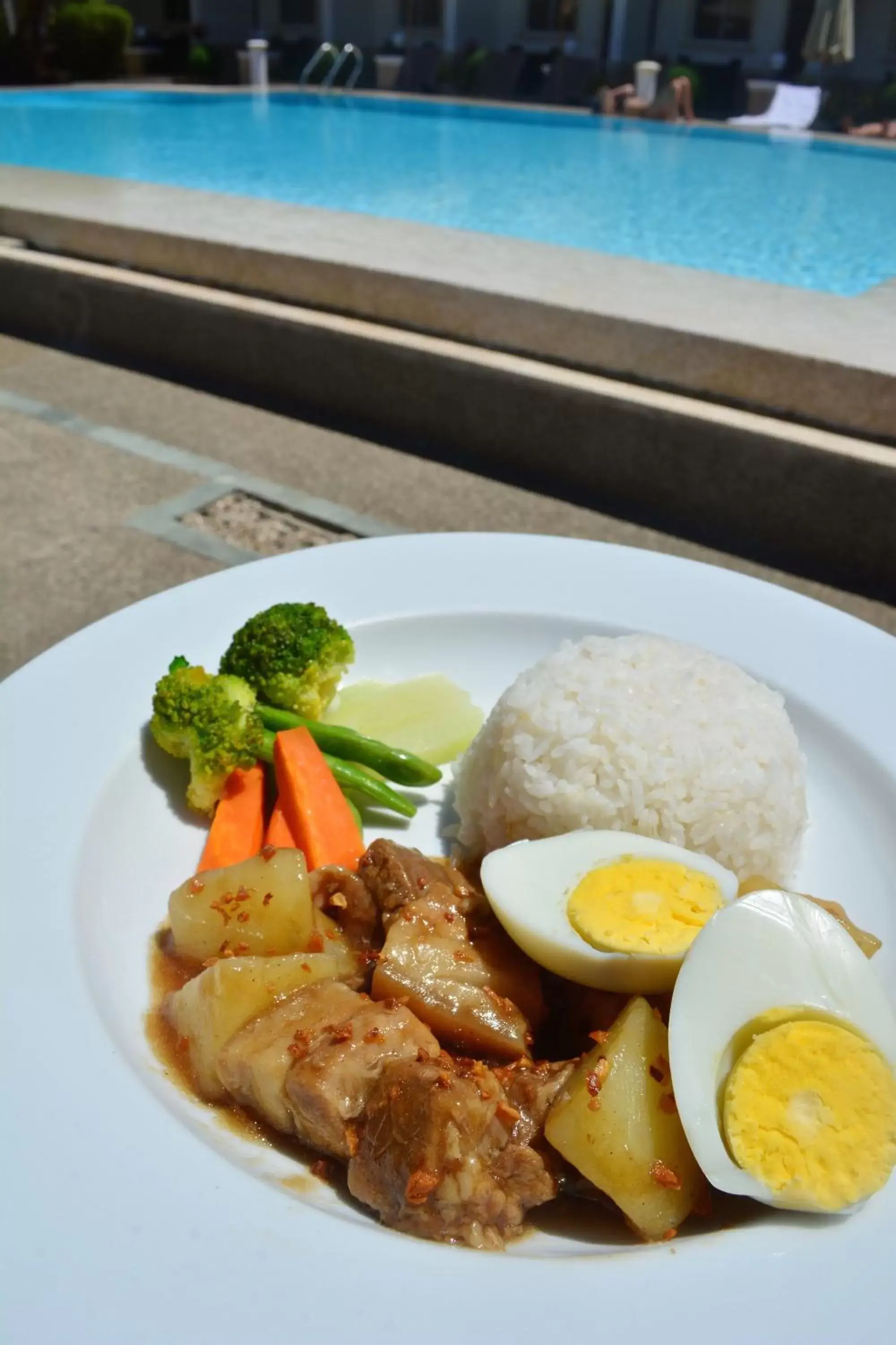 Food in Panglao Regents Park Resort