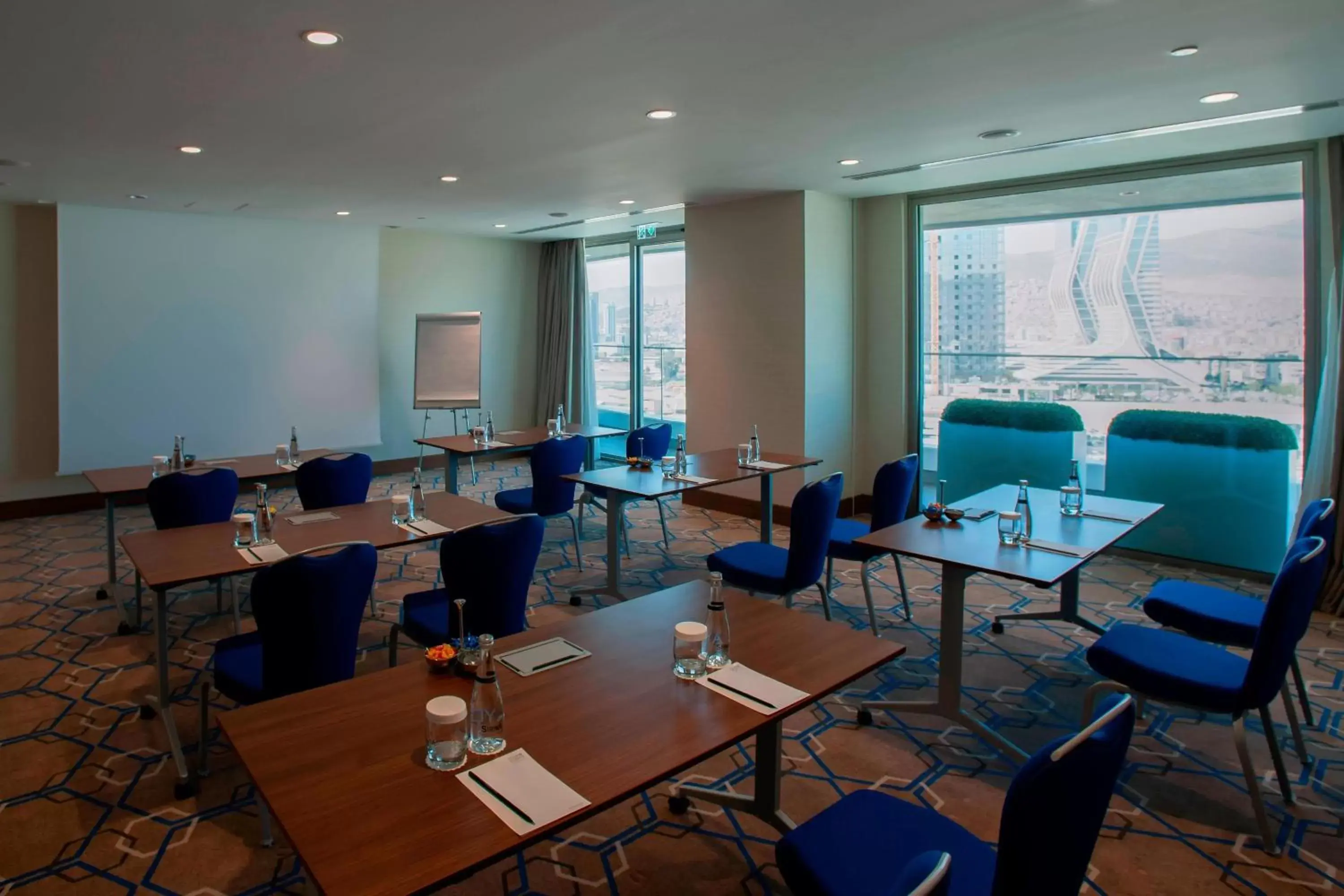 Meeting/conference room in Four Points by Sheraton Izmir