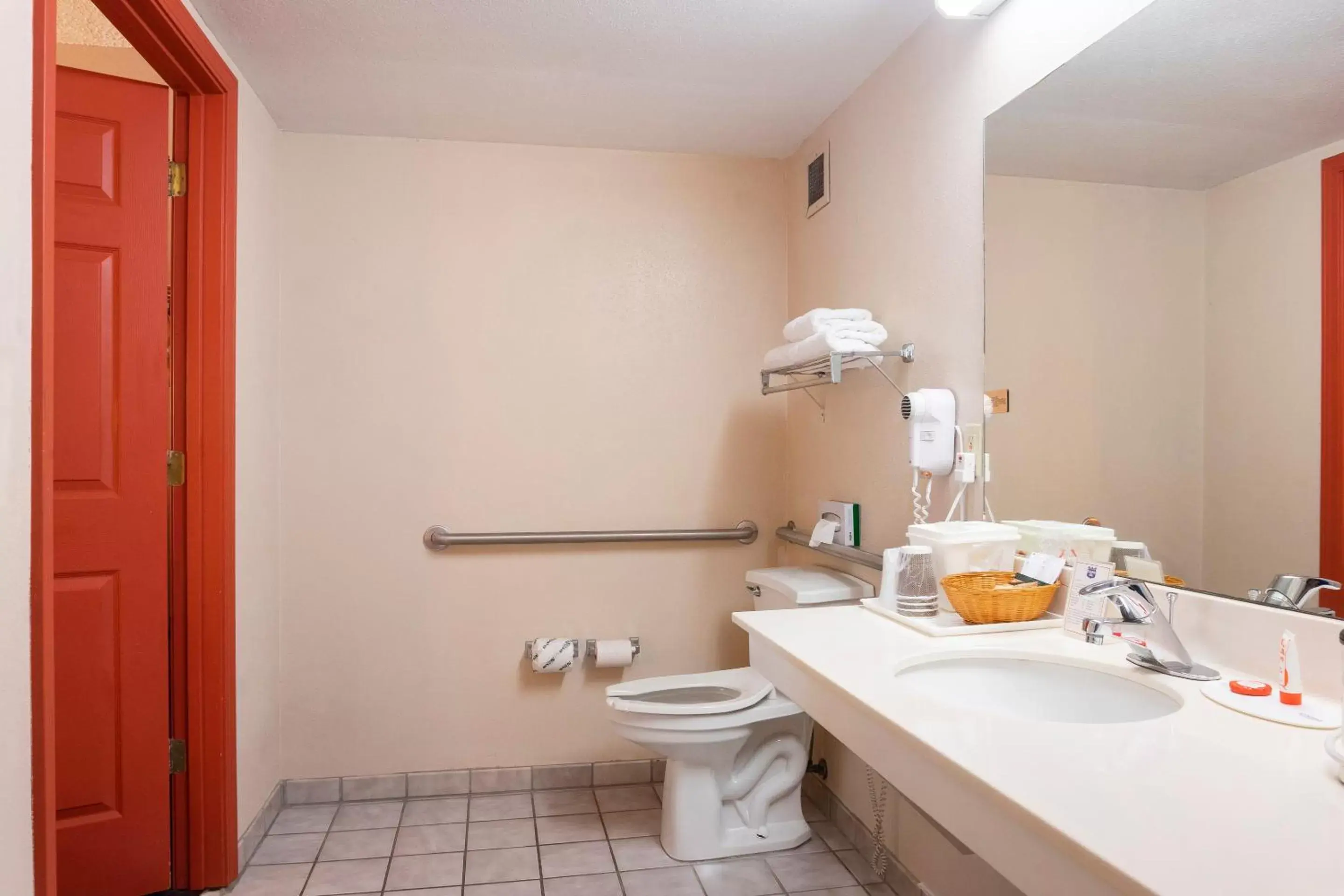 Bathroom in Days Inn by Wyndham Adairsville