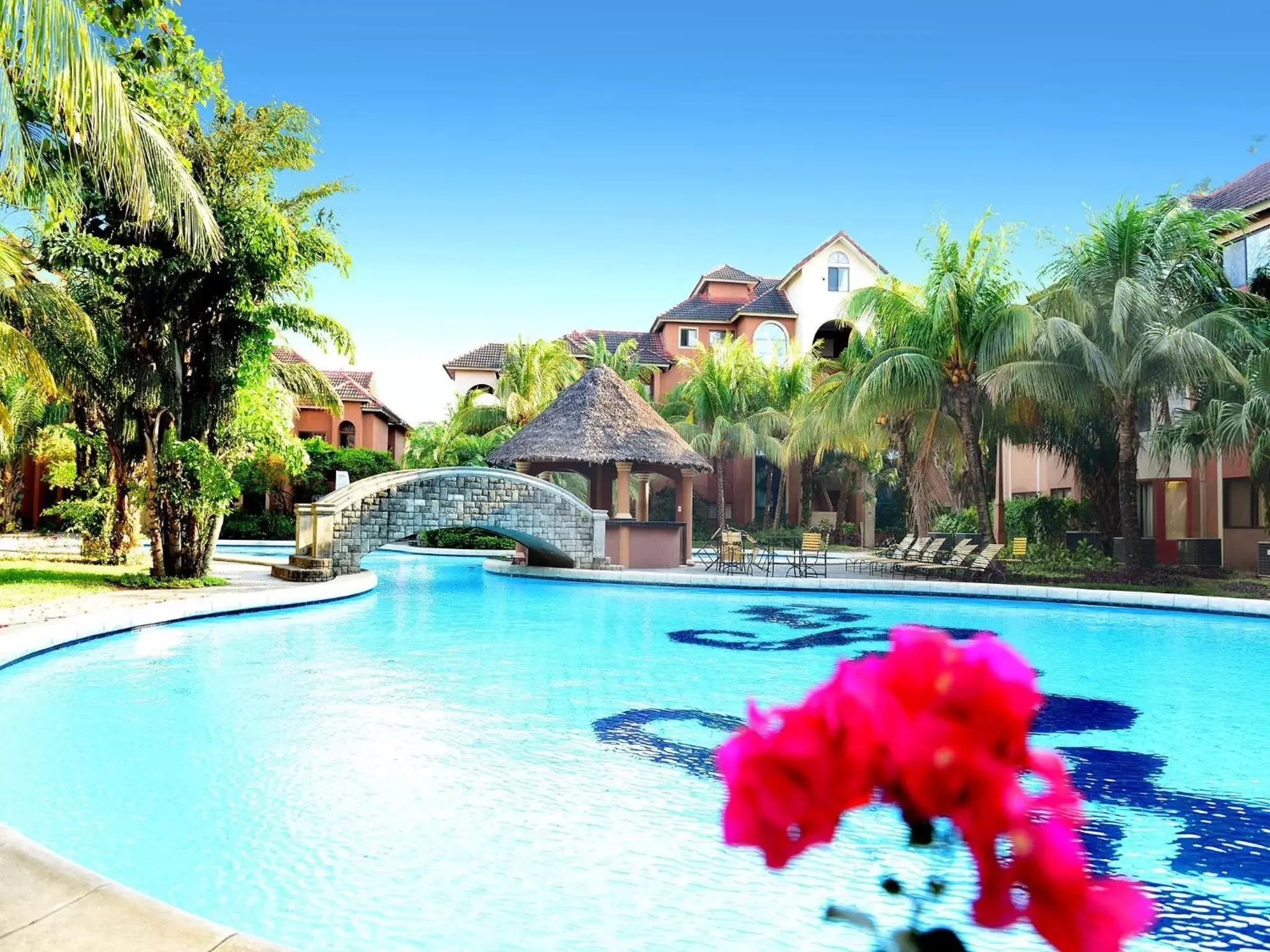Swimming Pool in Buganvillas Hotel Suites