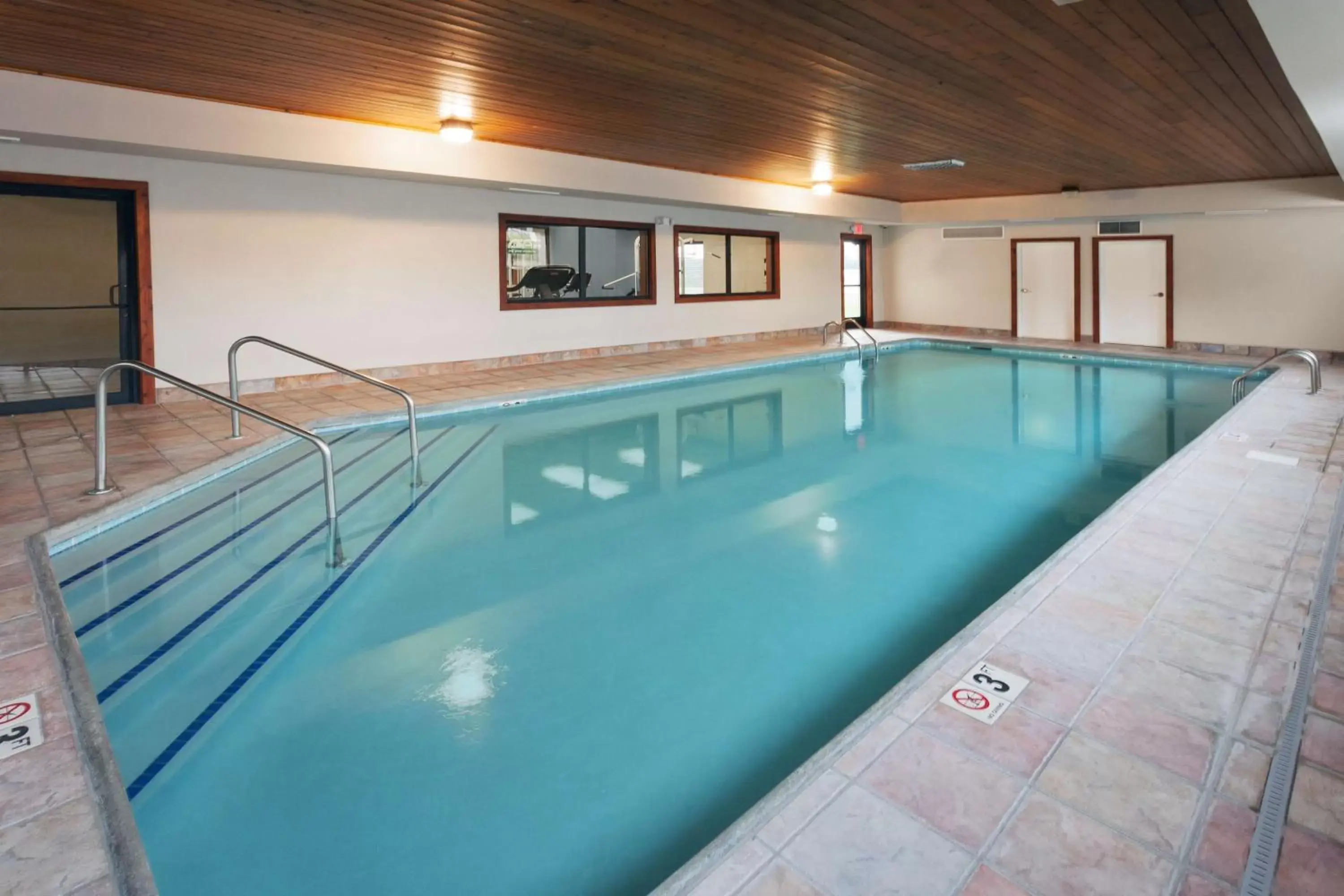 Fitness centre/facilities, Swimming Pool in Hampton Inn Lancaster